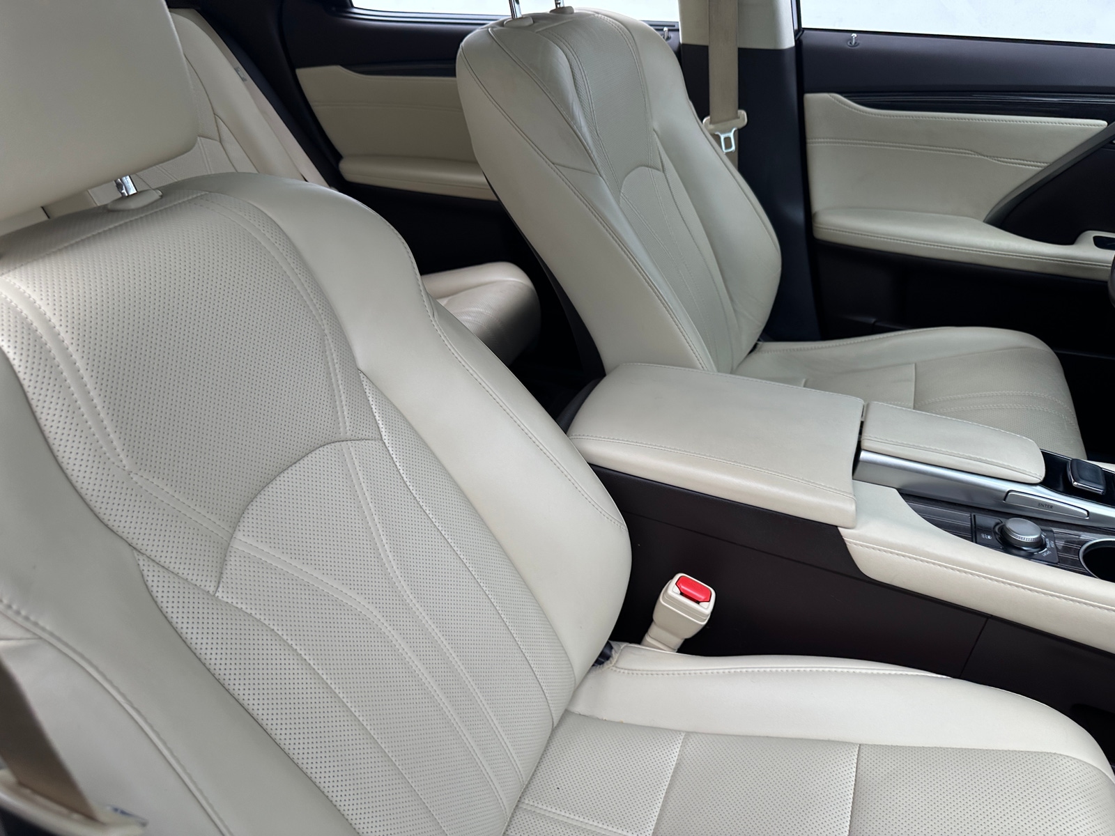 Thumbnail: 2017 Lexus RX - 2