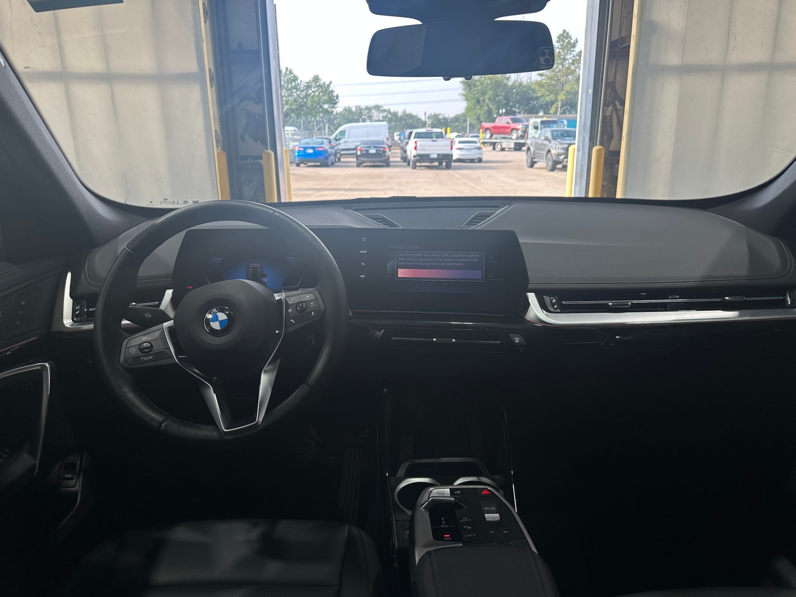 Thumbnail: 2026 BMW X1 - 2