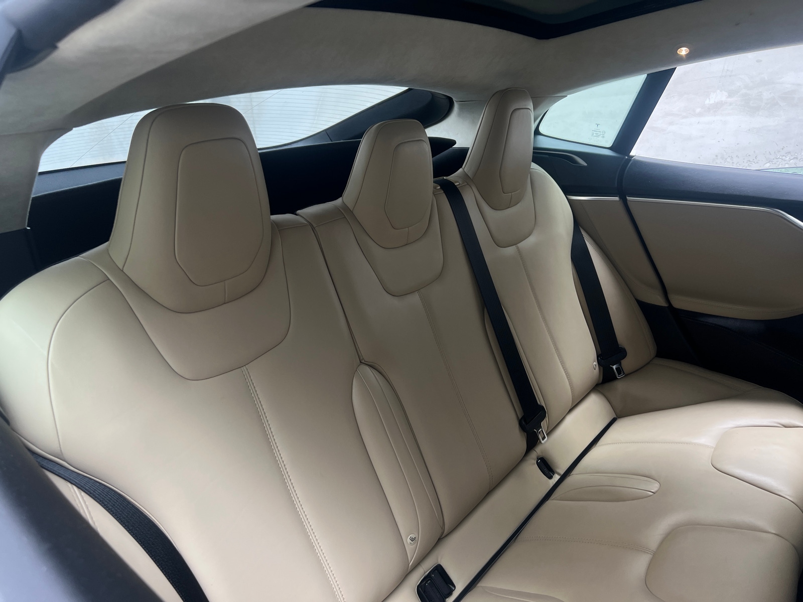 Thumbnail: 2016 Tesla Model S - 5