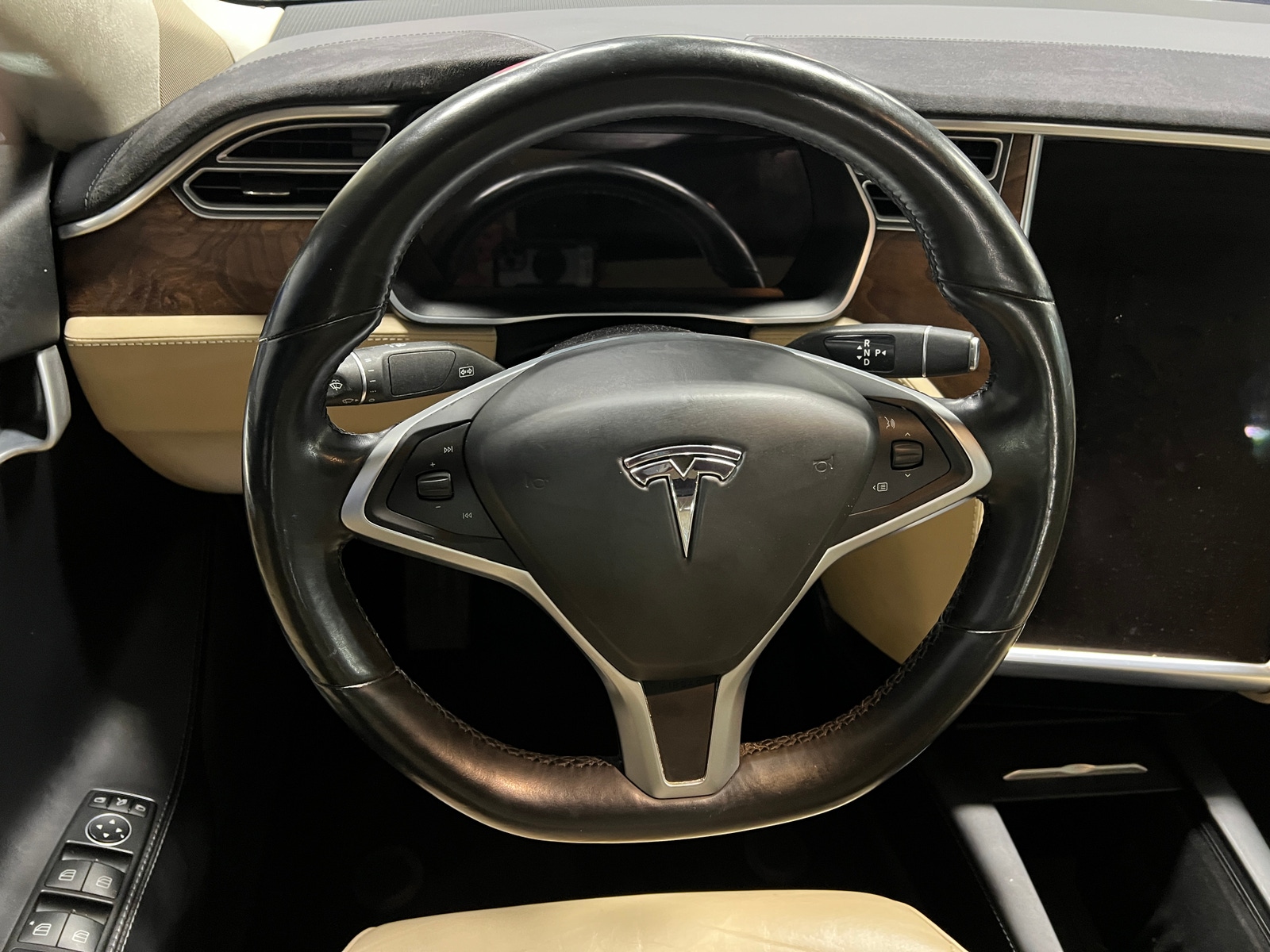Thumbnail: 2016 Tesla Model S - 4