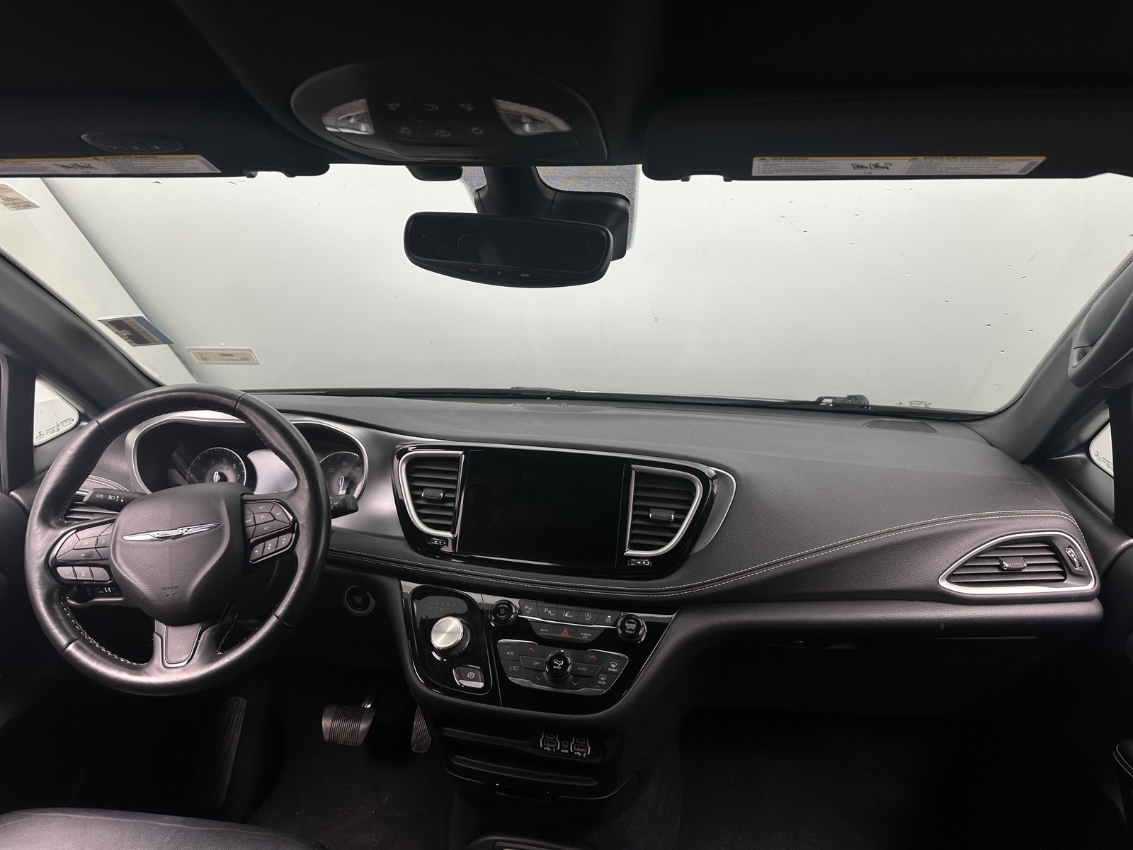 Thumbnail: 2021 Chrysler Pacifica - 2