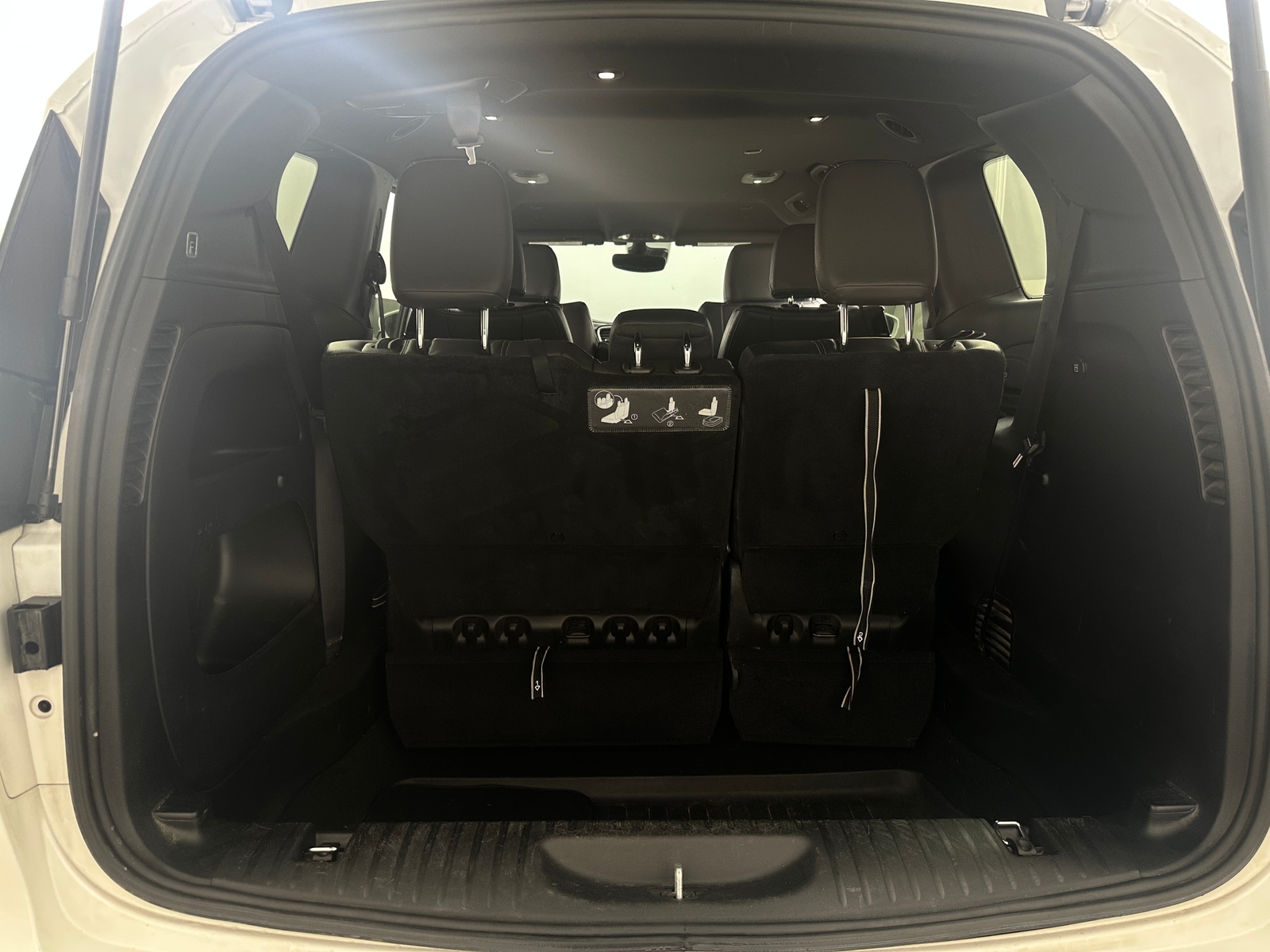 Thumbnail: 2021 Chrysler Pacifica - 6