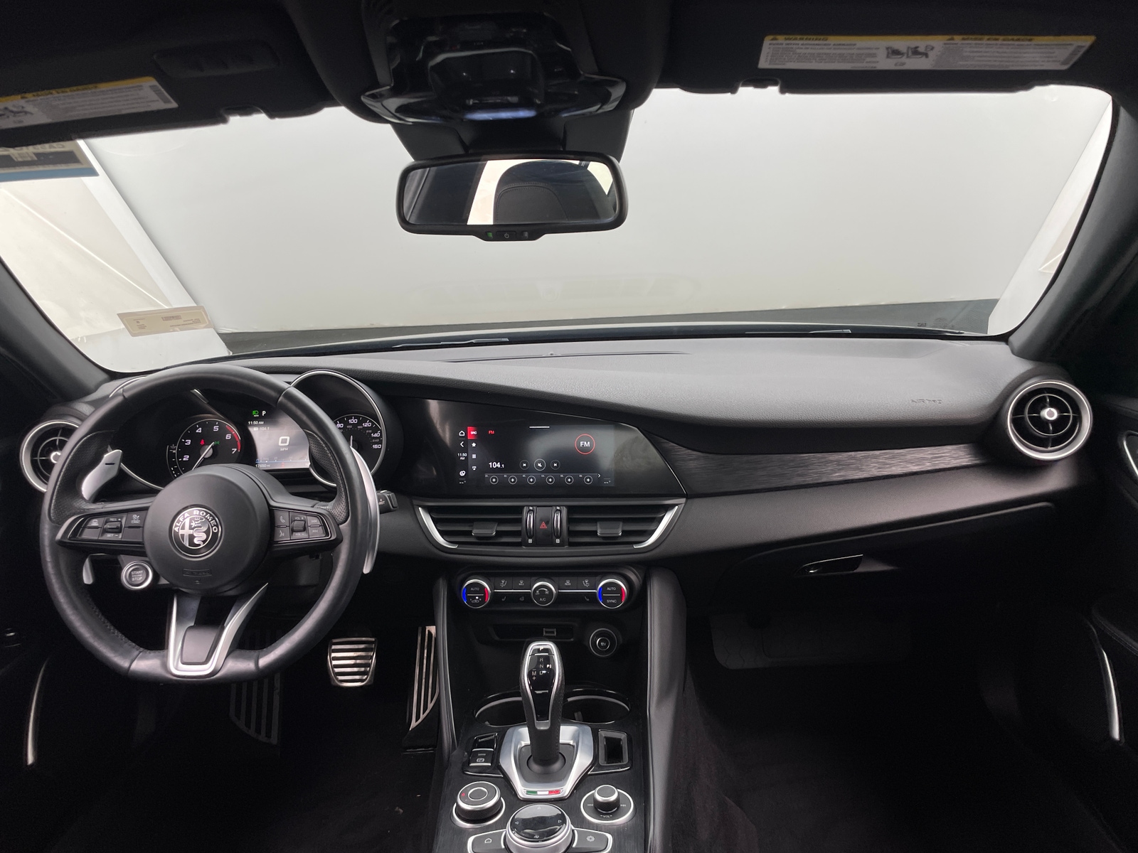 Thumbnail: 2022 Alfa Romeo Giulia - 2