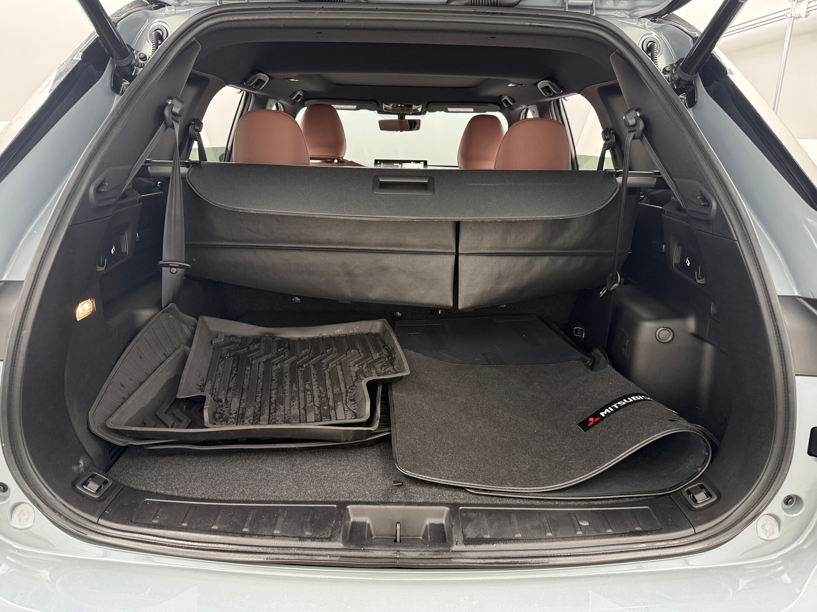 Thumbnail: 2025 Mitsubishi Outlander - 6