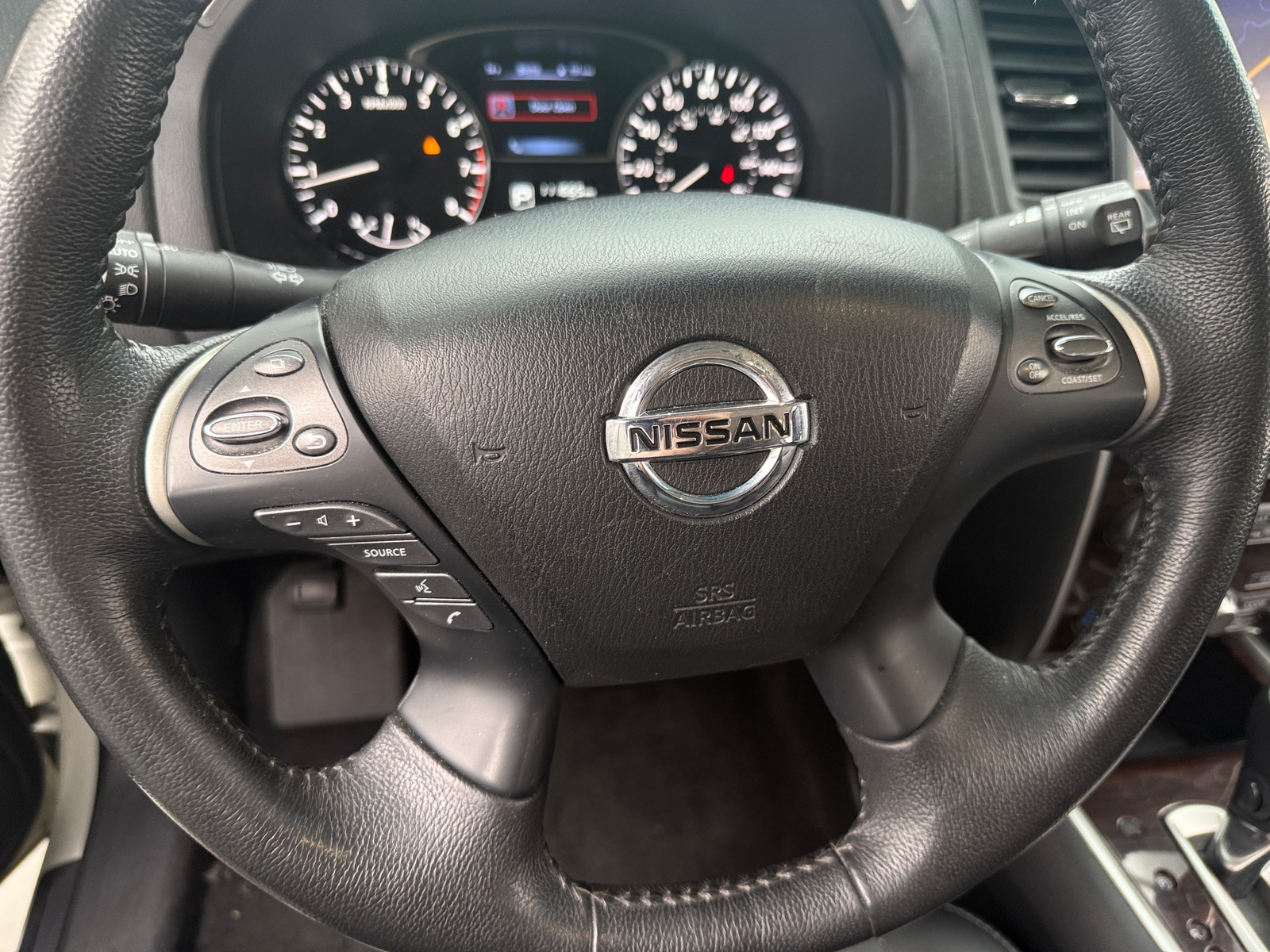 Thumbnail: 2015 Nissan Pathfinder - 4