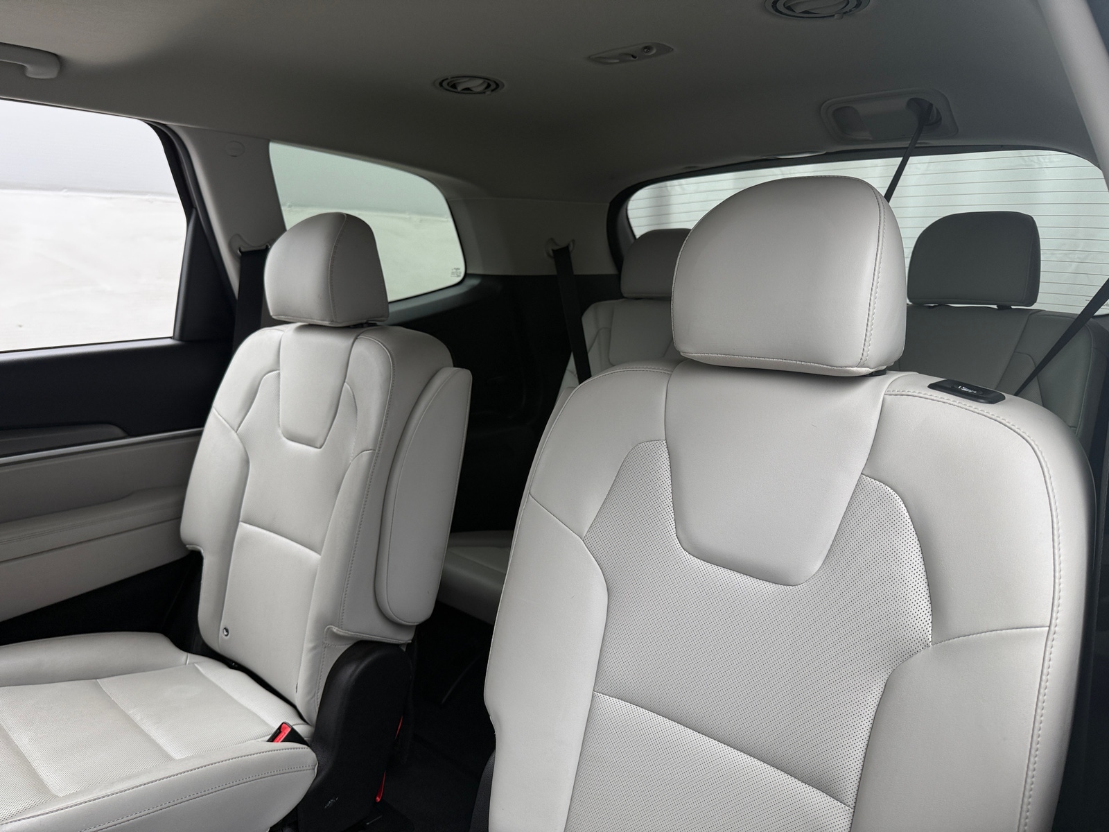 Thumbnail: 2022 Kia Telluride - 5