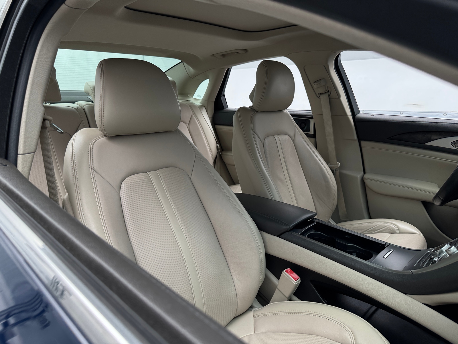Thumbnail: 2019 Lincoln MKZ - 2