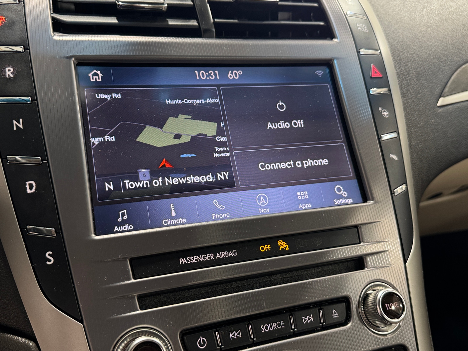 Thumbnail: 2019 Lincoln MKZ - 4