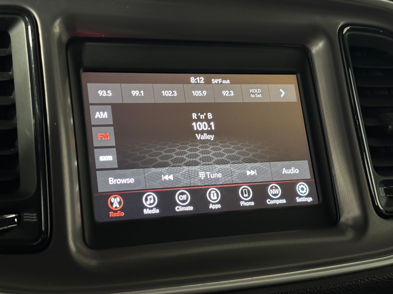 Thumbnail: 2022 Dodge Challenger - 4