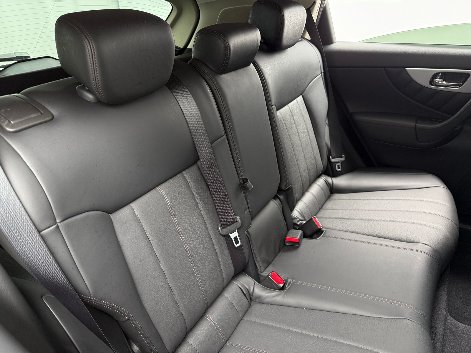 Thumbnail: 2017 INFINITI QX70 - 5