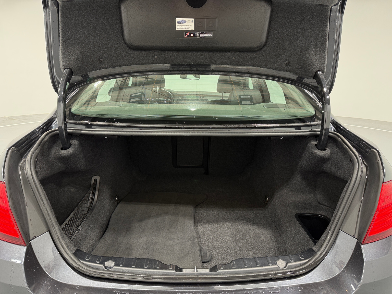 Thumbnail: 2016 BMW 5 Series - 6