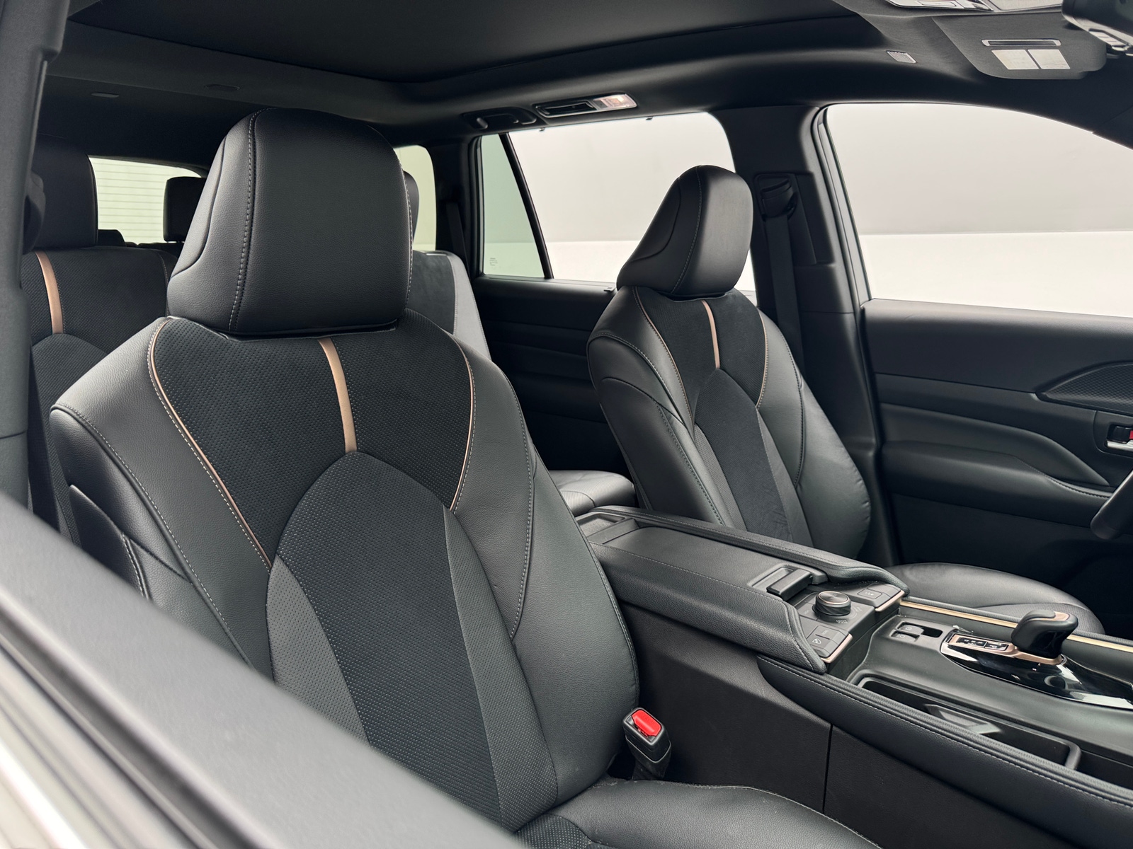 Thumbnail: 2025 Toyota Grand Highlander - 2