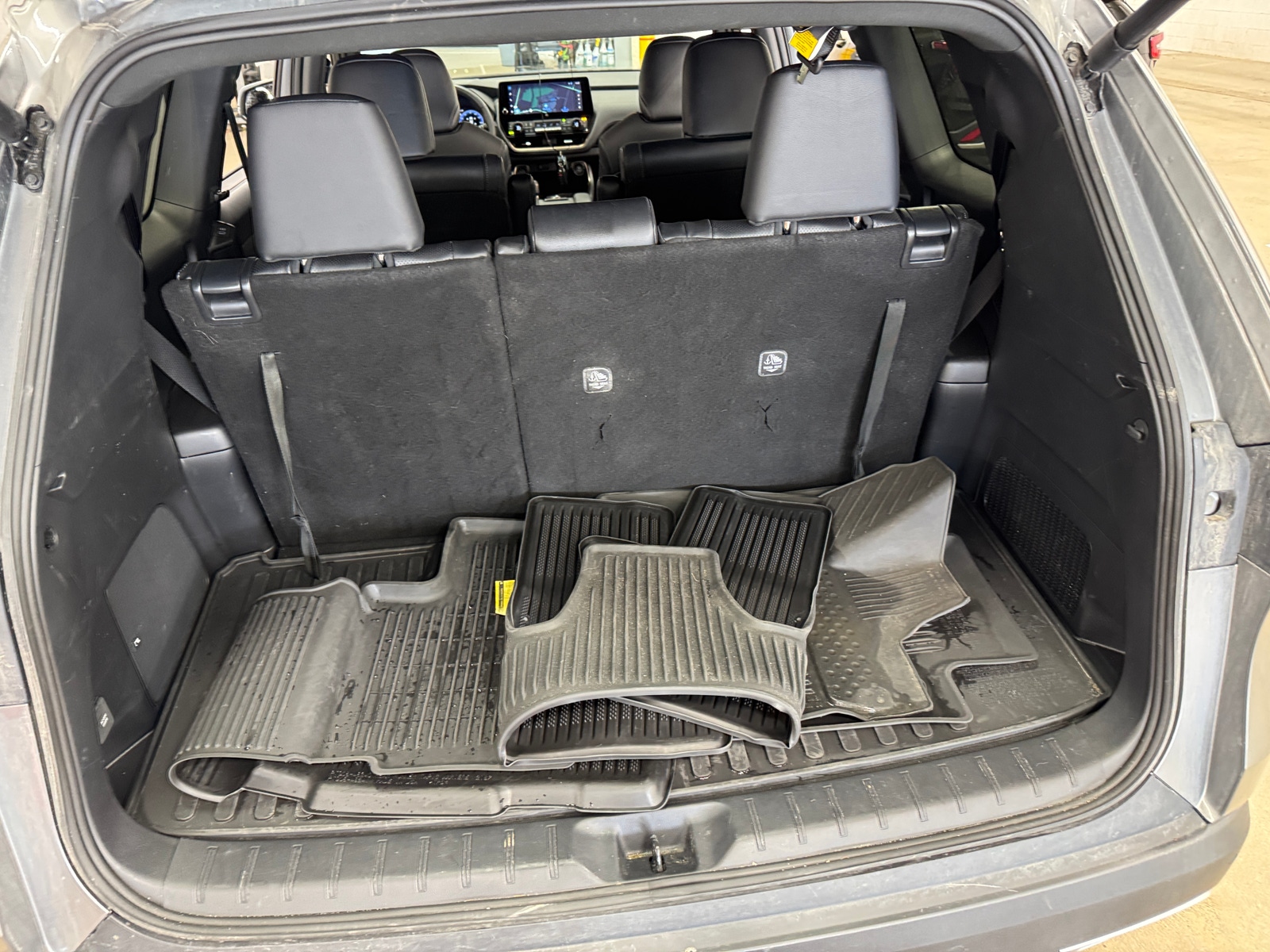 Thumbnail: 2025 Toyota Grand Highlander - 7