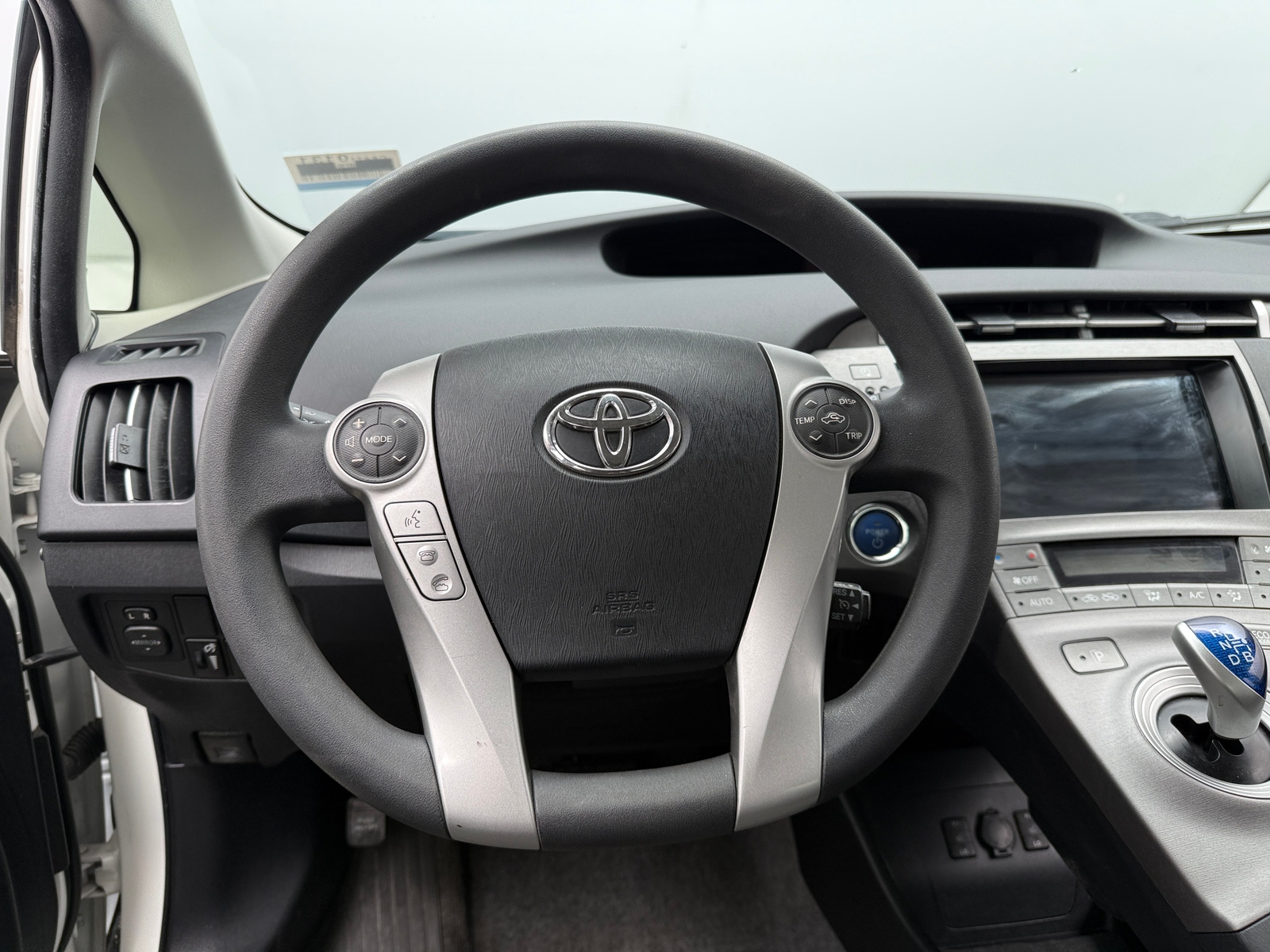 Thumbnail: 2015 Toyota Prius - 5