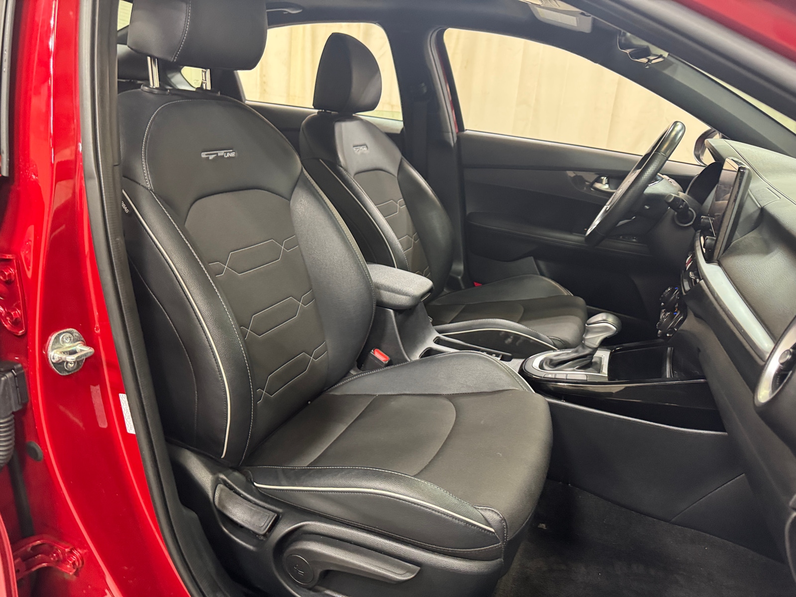 Thumbnail: 2024 Kia Forte - 2