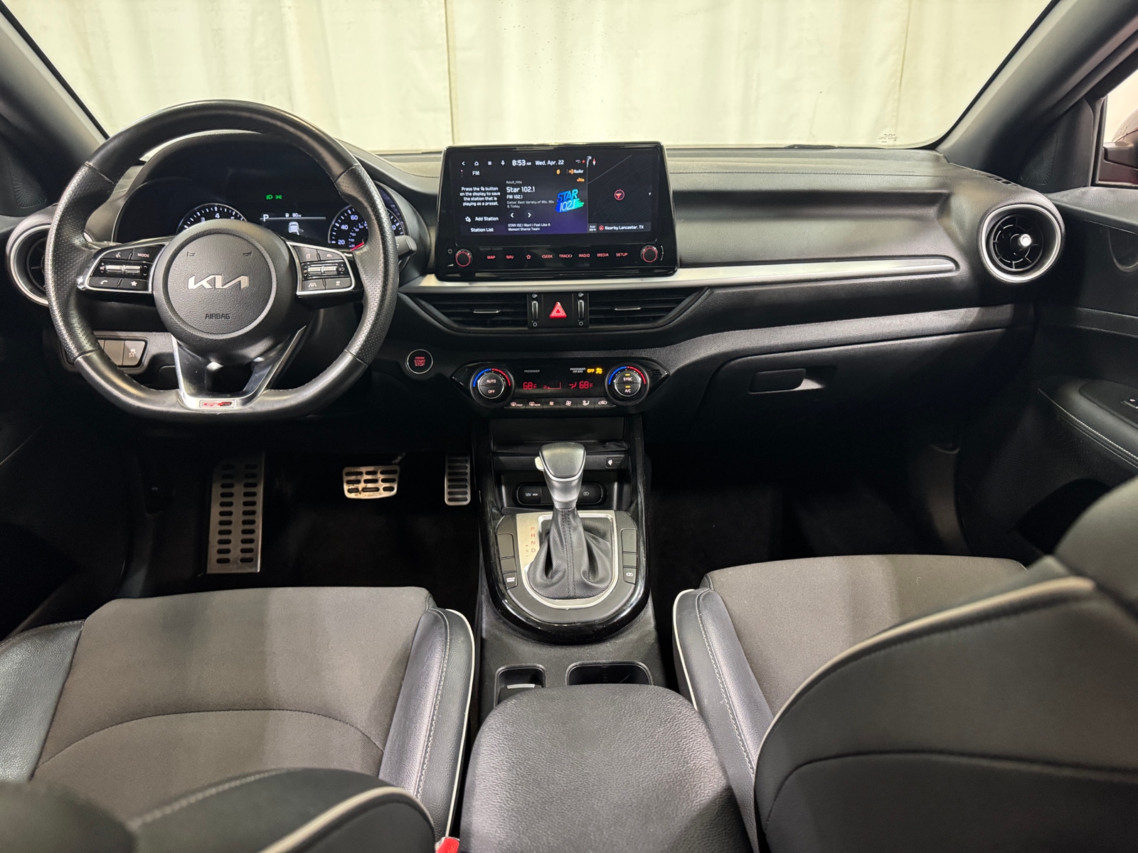 Thumbnail: 2024 Kia Forte - 3