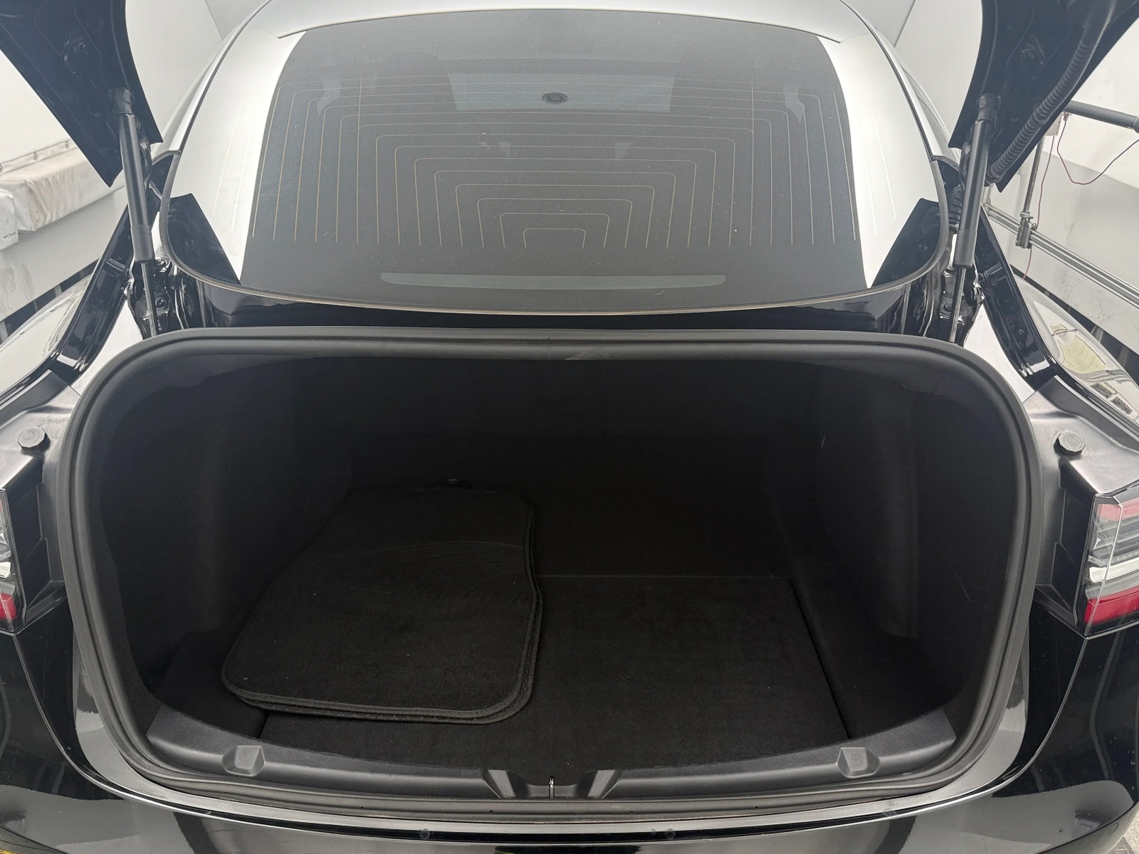 Thumbnail: 2020 Tesla Model 3 - 6