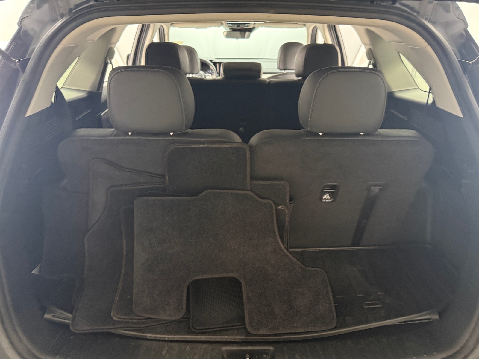 Thumbnail: 2022 Kia Sorento - 6