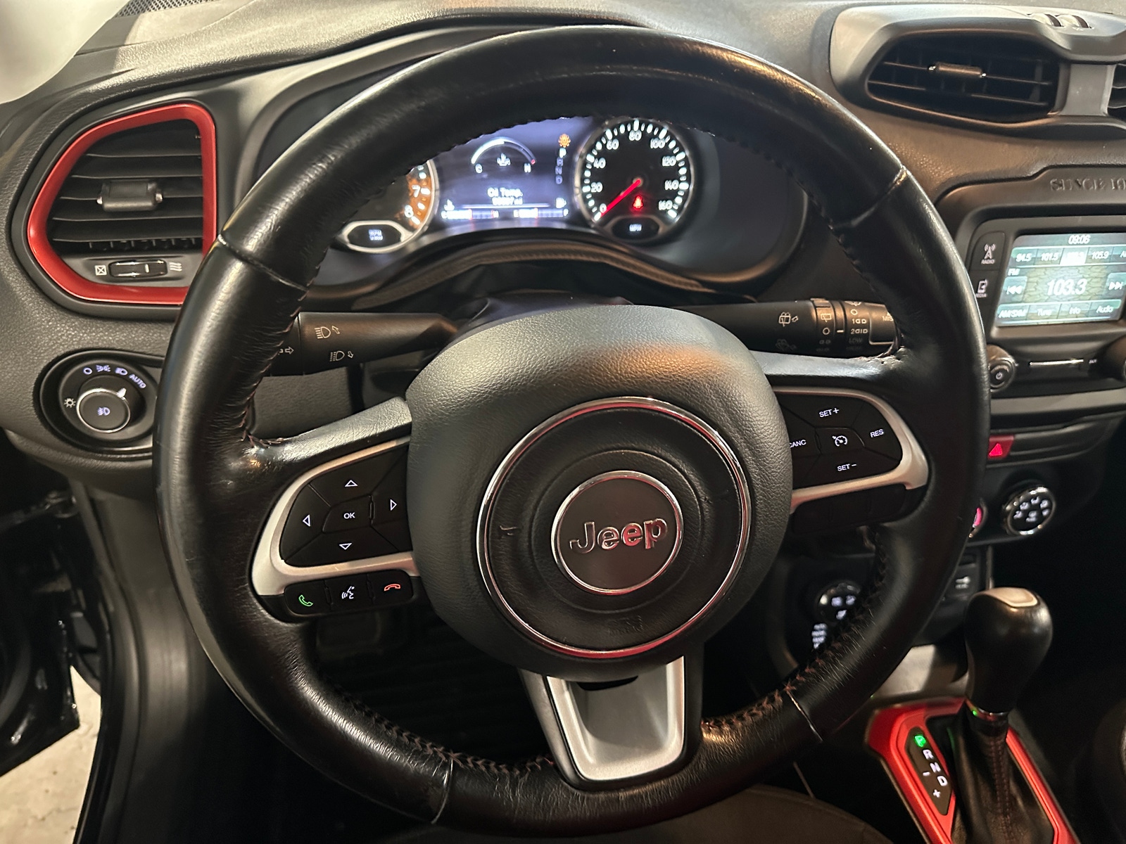 Thumbnail: 2017 Jeep Renegade - 5
