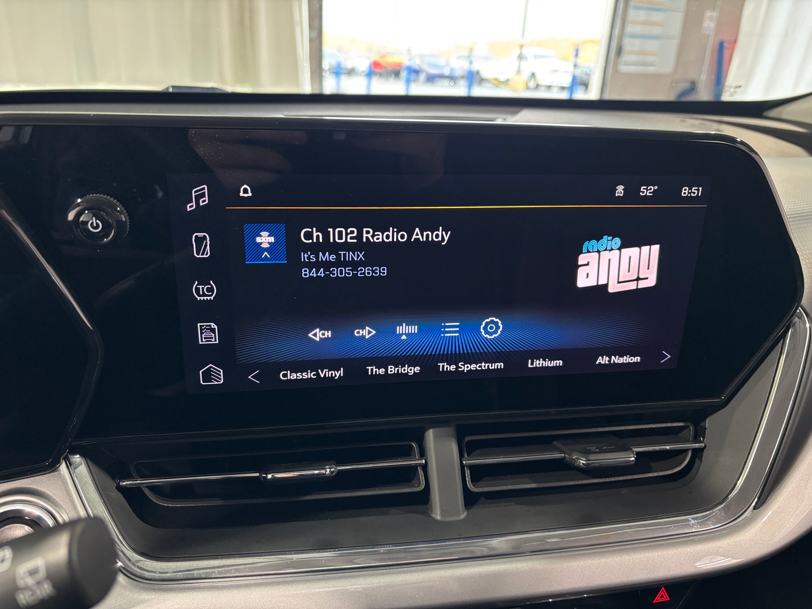 Thumbnail: 2025 Chevrolet Trax - 4