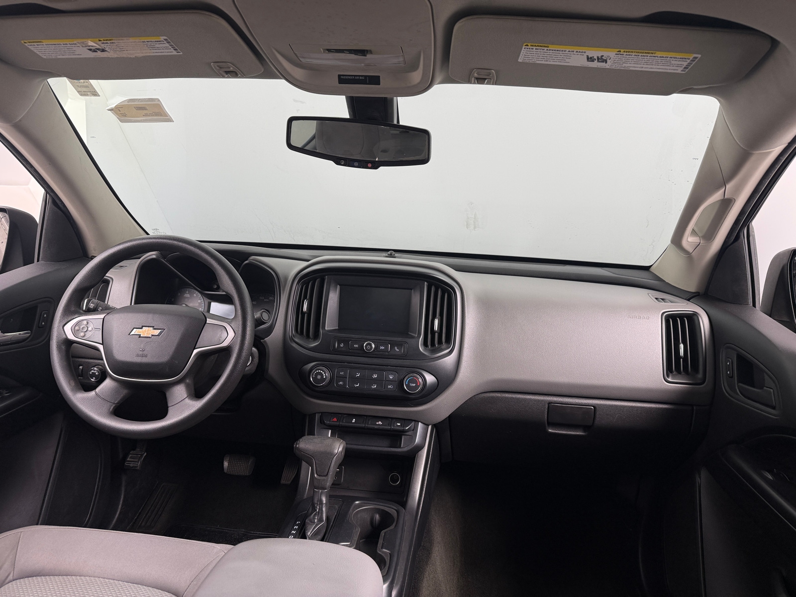 Thumbnail: 2017 Chevrolet Colorado - 3