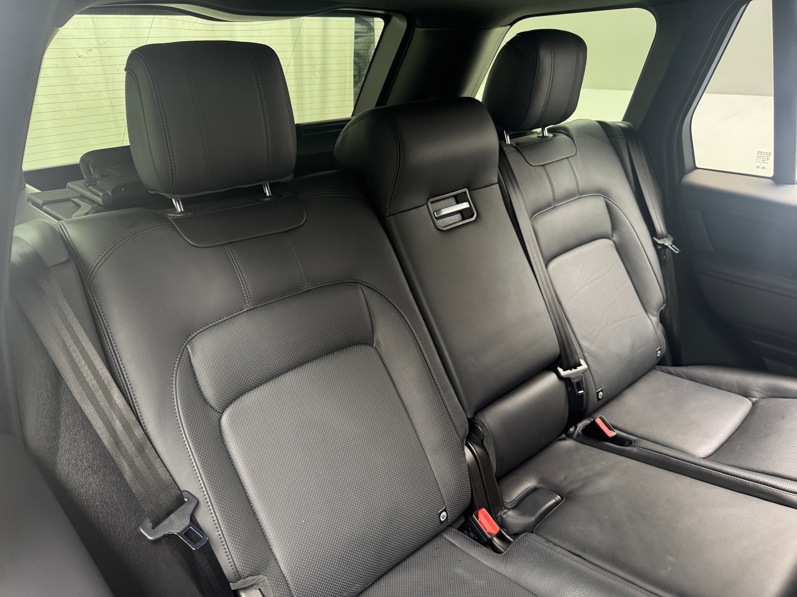 Thumbnail: 2020 Land Rover Range Rover - 5