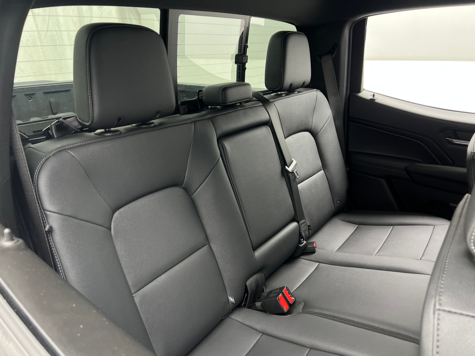 Thumbnail: 2024 Chevrolet Colorado - 6