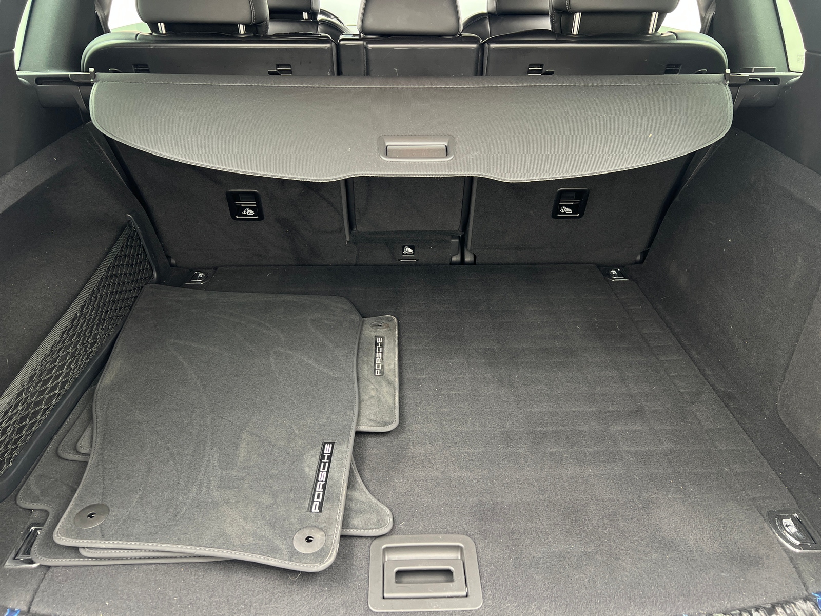 Thumbnail: 2017 Porsche Cayenne - 6