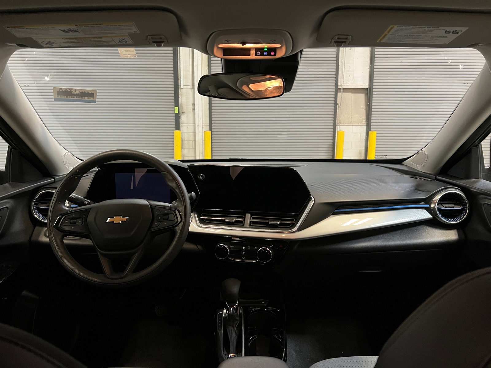 Thumbnail: 2025 Chevrolet Trax - 3