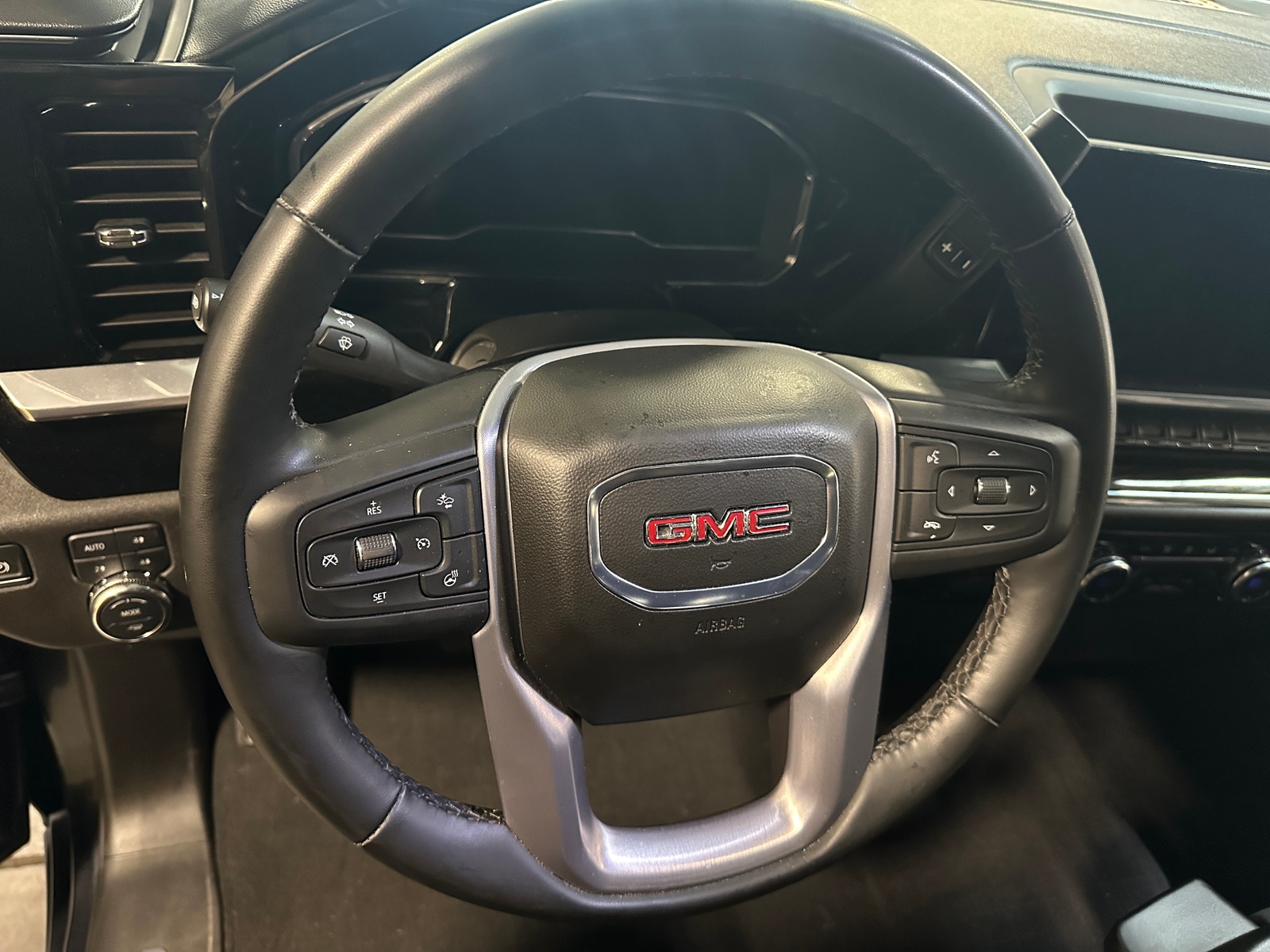 Thumbnail: 2024 GMC Sierra 1500 - 5