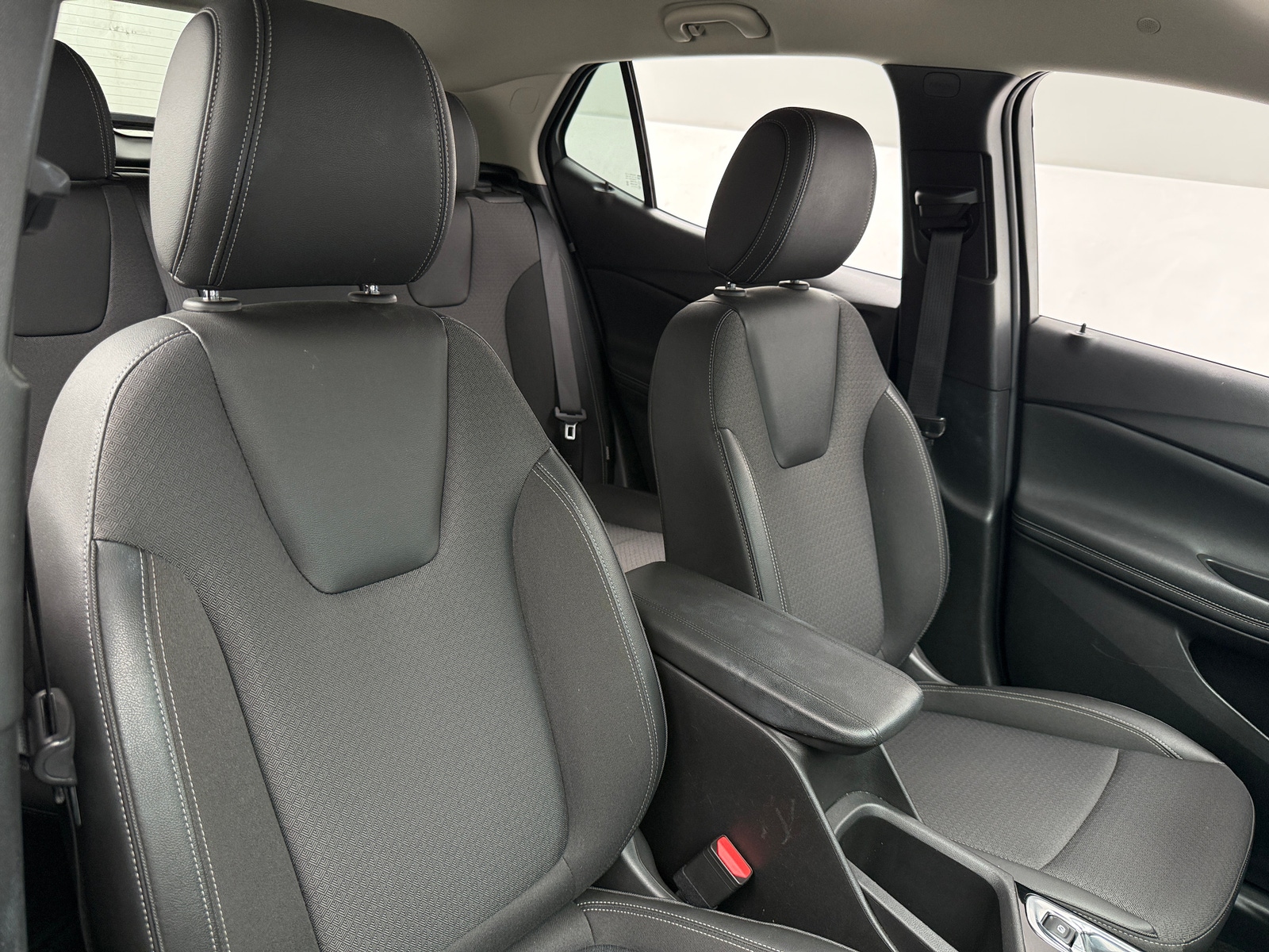 Thumbnail: 2025 Buick Encore GX - 2