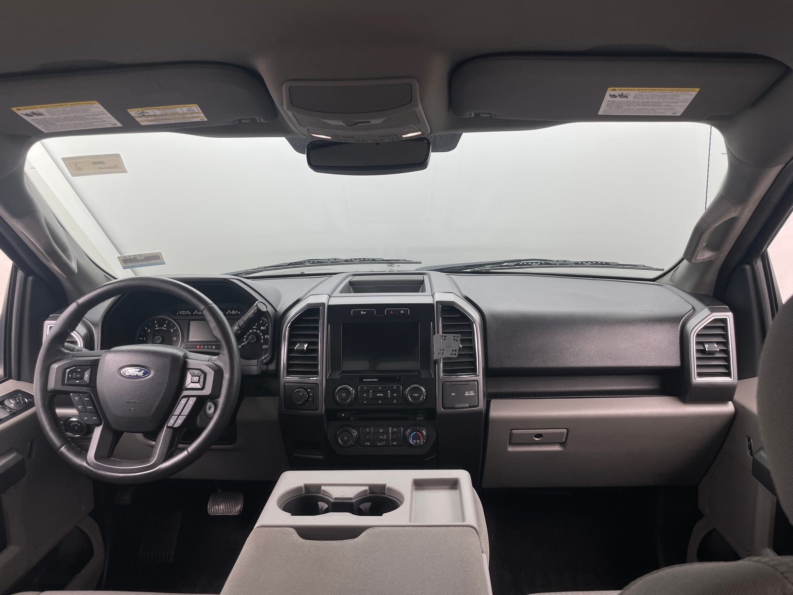 Thumbnail: 2017 Ford Econoline - 3