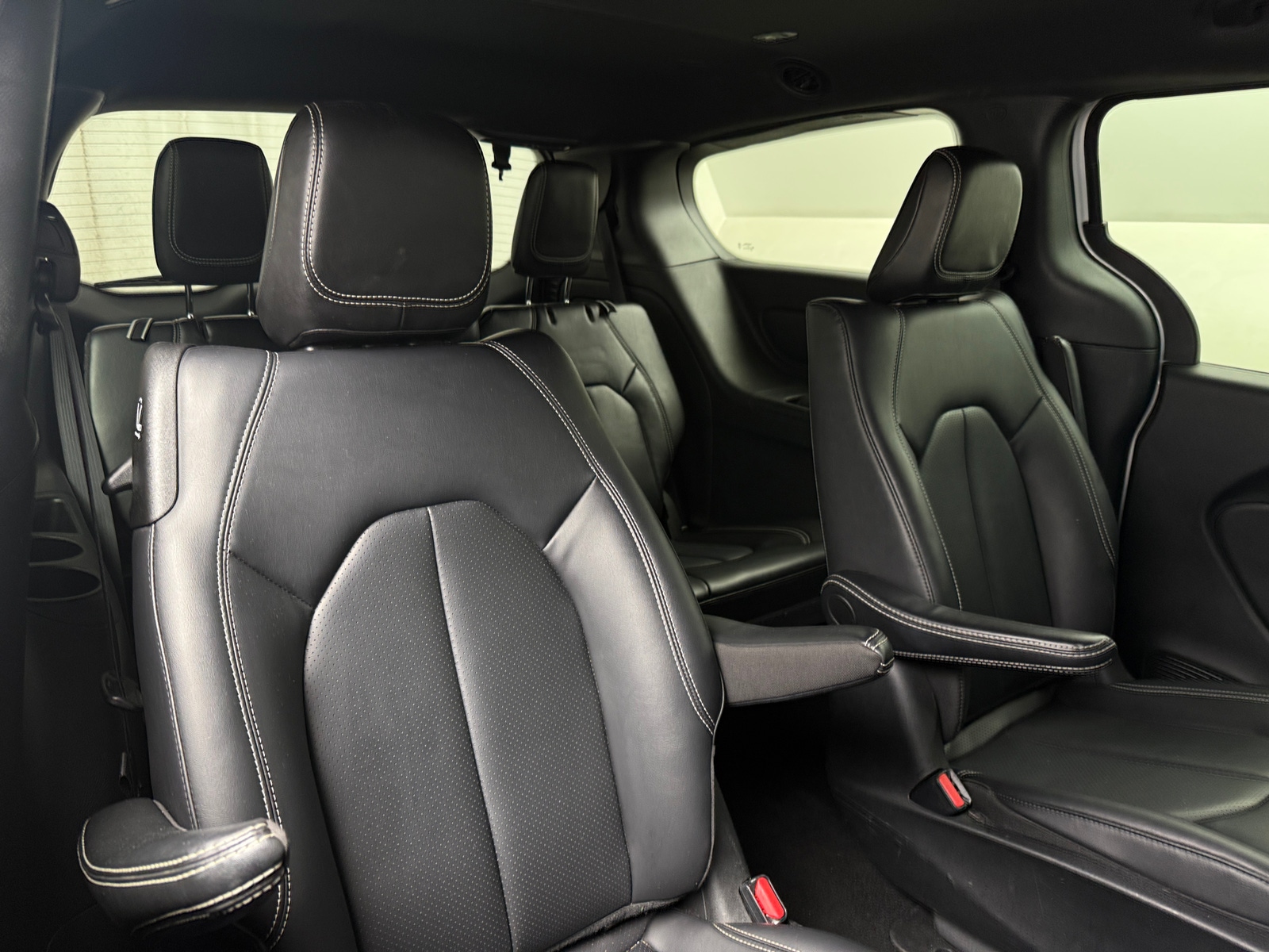 Thumbnail: 2024 Chrysler Pacifica - 5