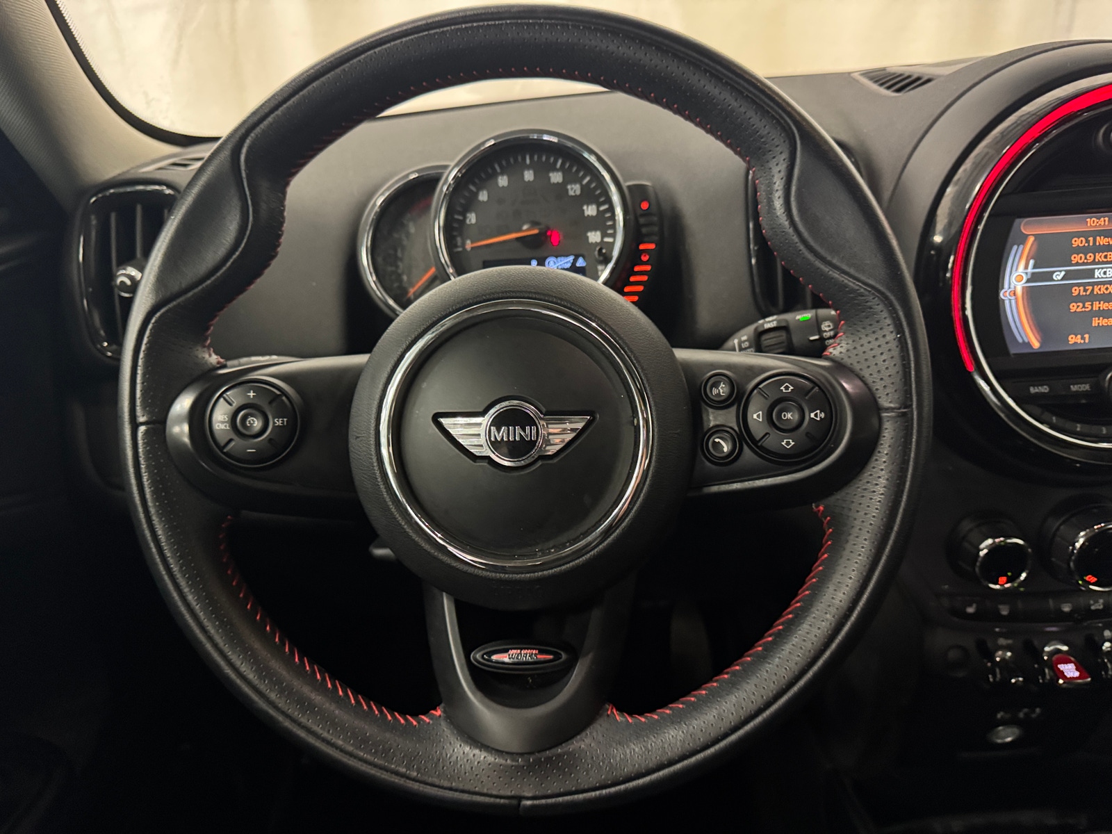 Thumbnail: 2017 MINI Cooper Countryman - 4