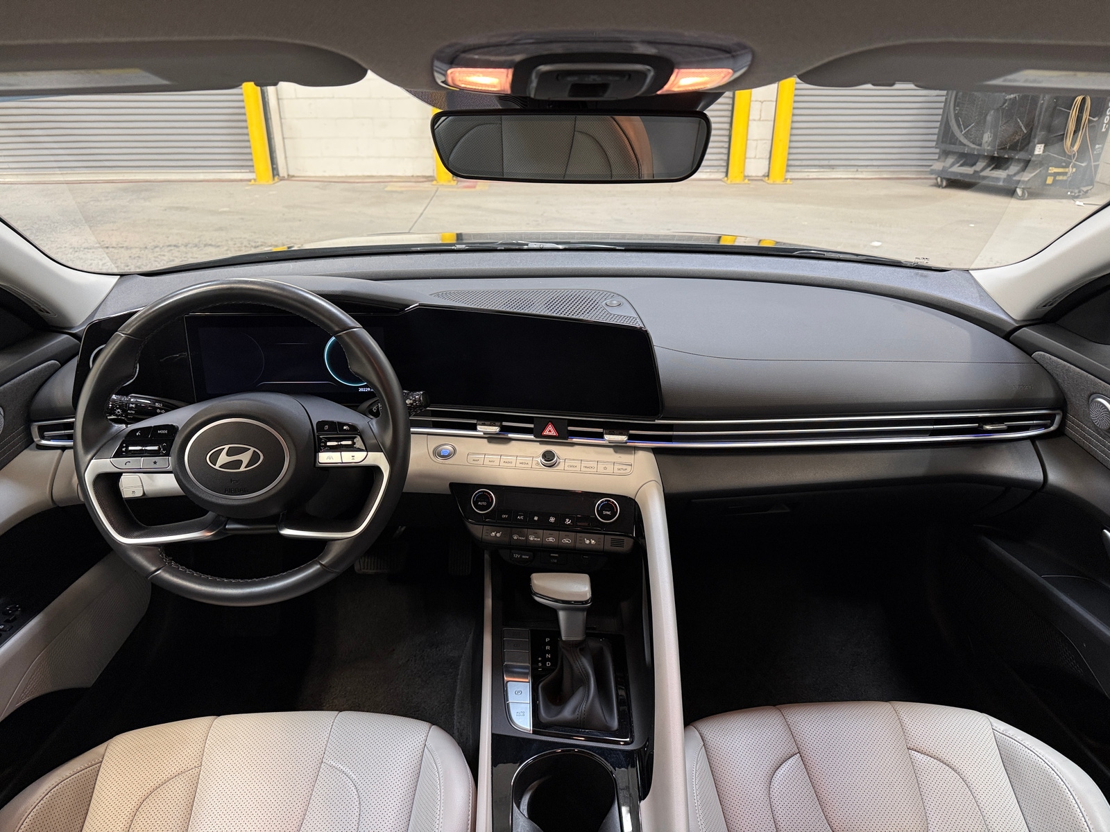 Thumbnail: 2025 Hyundai Elantra - 2