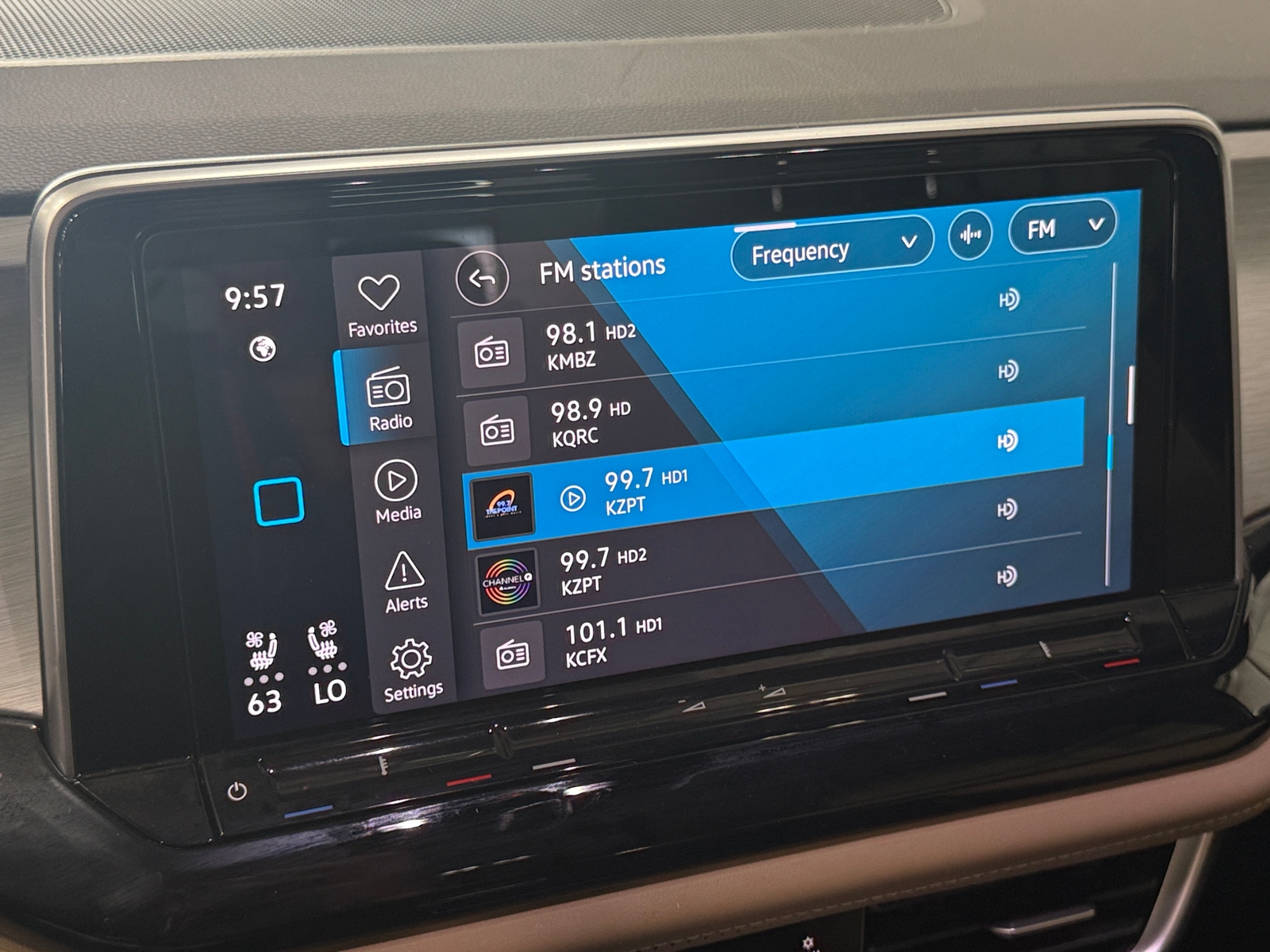 Thumbnail: 2024 Volkswagen Atlas - 3