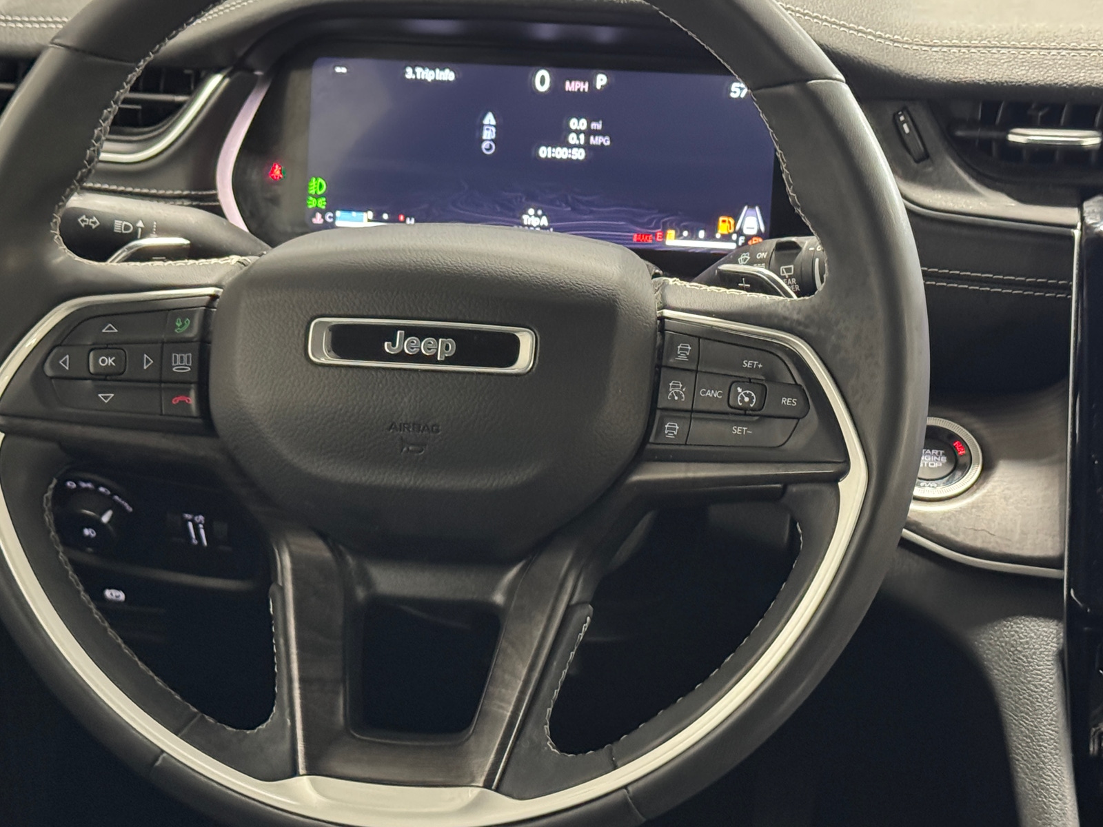 Thumbnail: 2023 Jeep Grand Cherokee L - 5