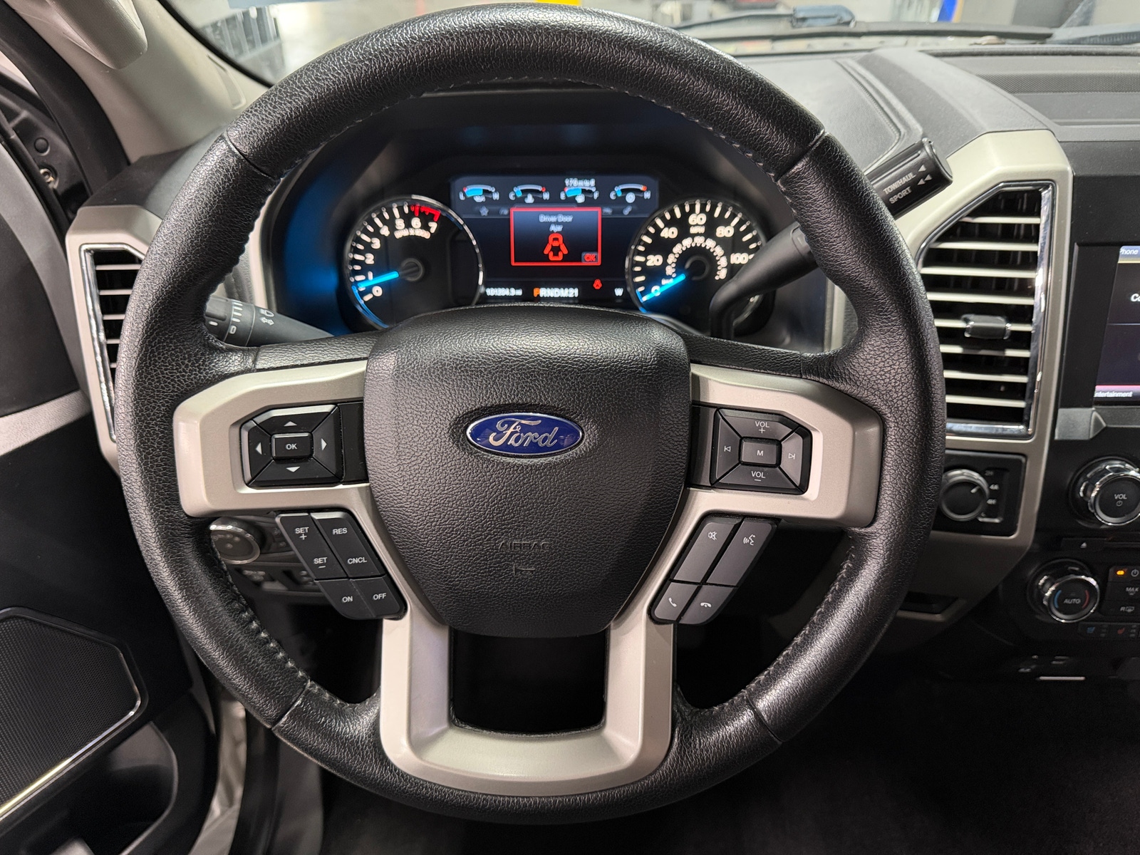 Thumbnail: 2015 Ford Econoline - 4