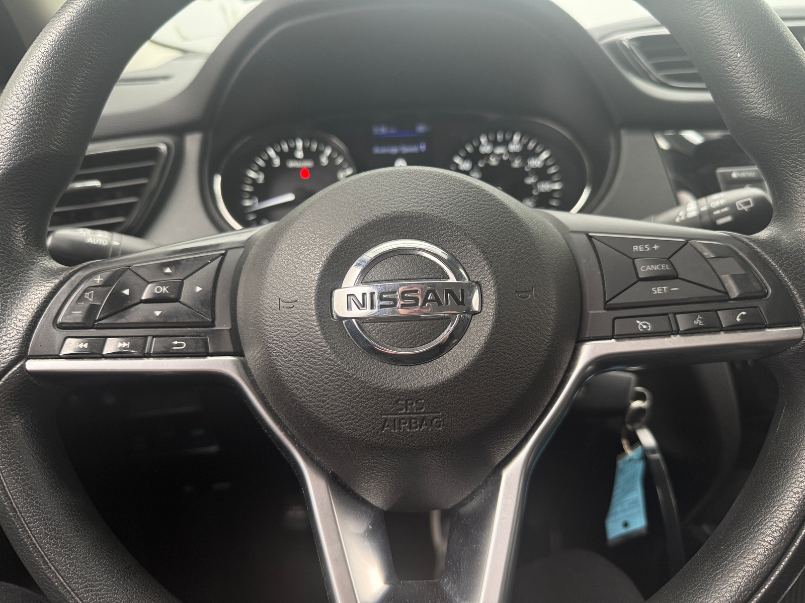 Thumbnail: 2020 Nissan Rogue Sport - 5
