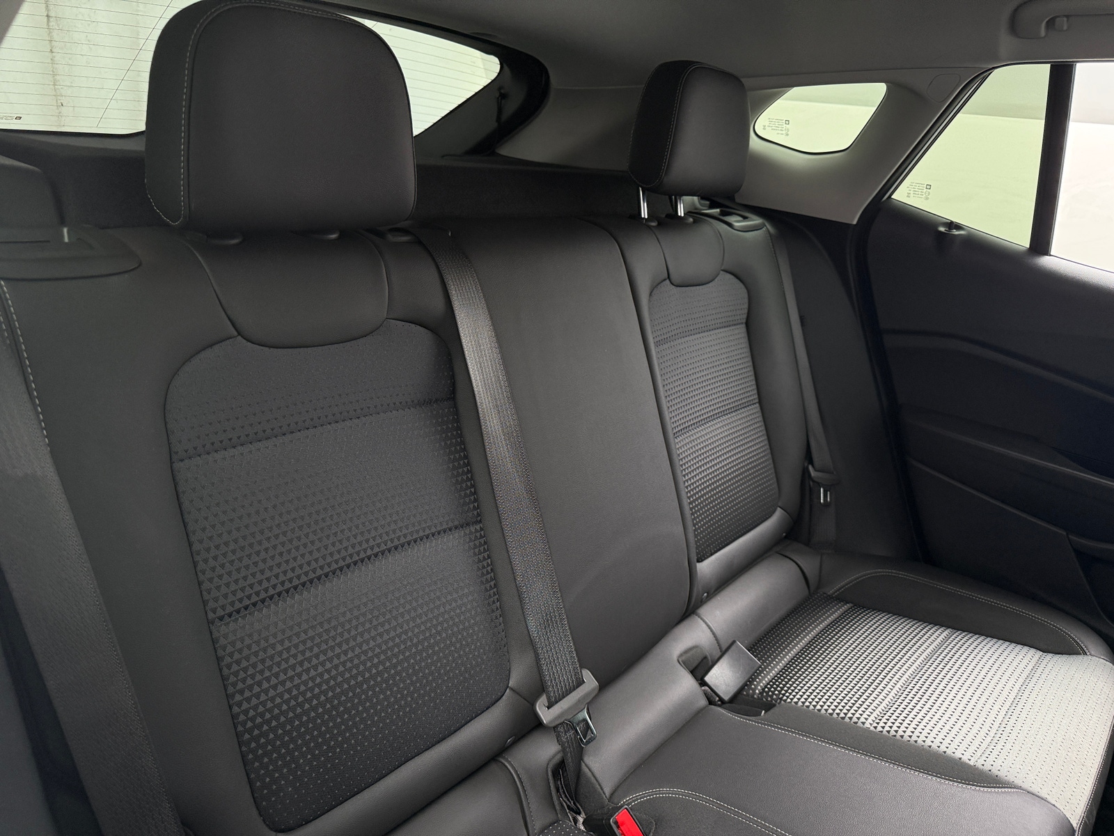 Thumbnail: 2025 Chevrolet Trax - 6