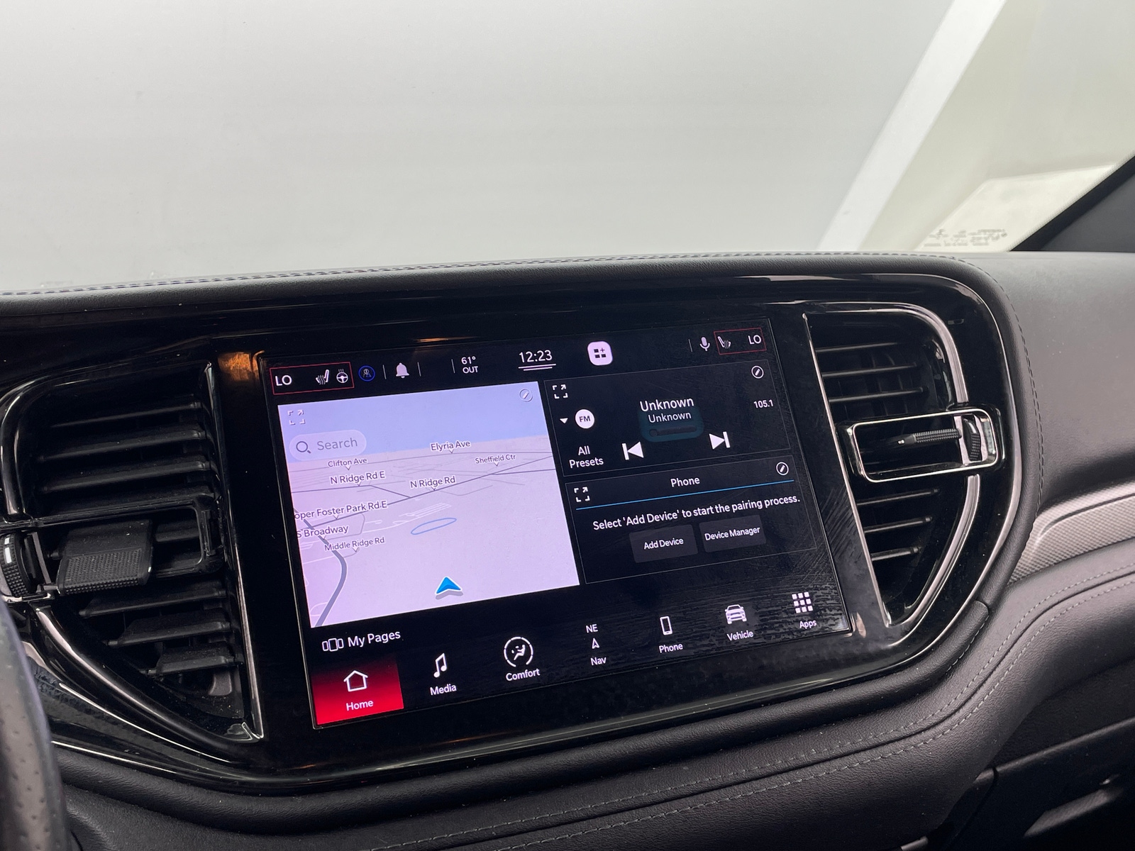 Thumbnail: 2021 Dodge Durango - 3