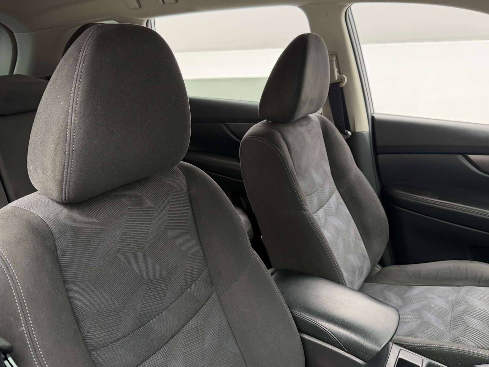 Thumbnail: 2015 Nissan Rogue - 2