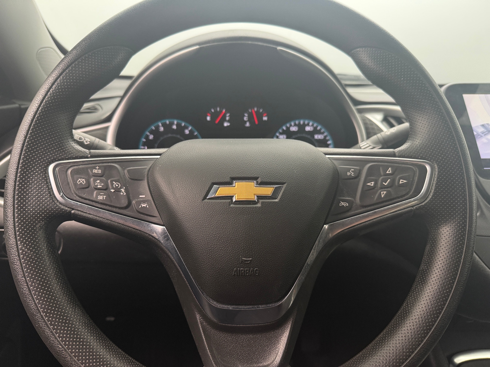 Thumbnail: 2024 Chevrolet Malibu - 5
