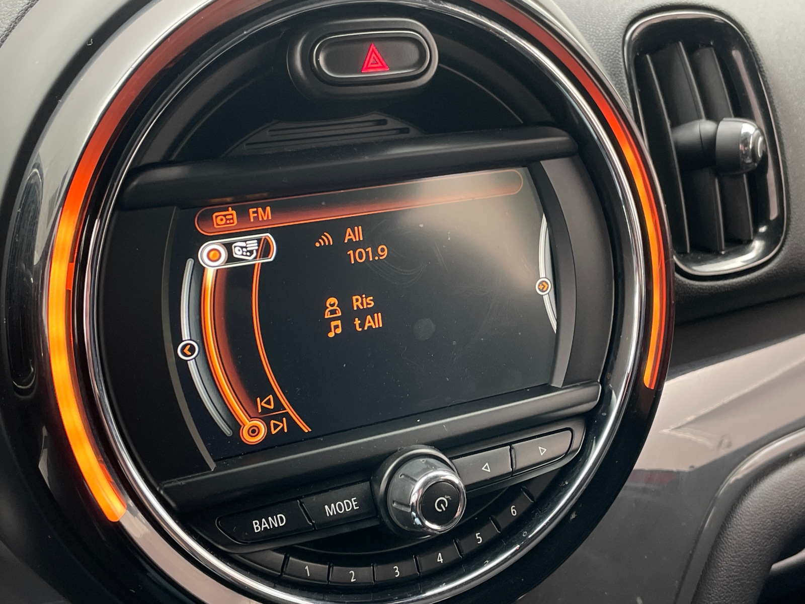 Thumbnail: 2018 MINI Cooper Countryman - 4