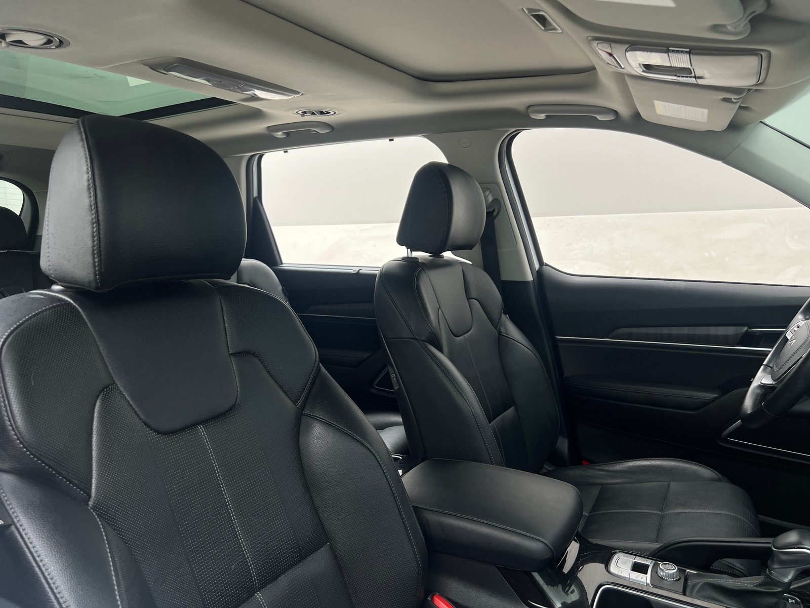 Thumbnail: 2023 Kia Telluride - 2