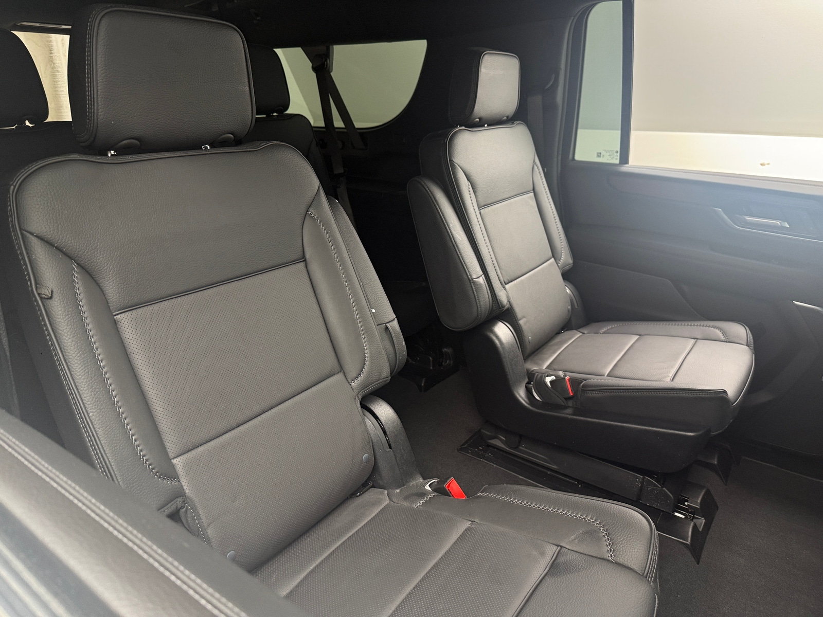Thumbnail: 2025 GMC Yukon XL - 5