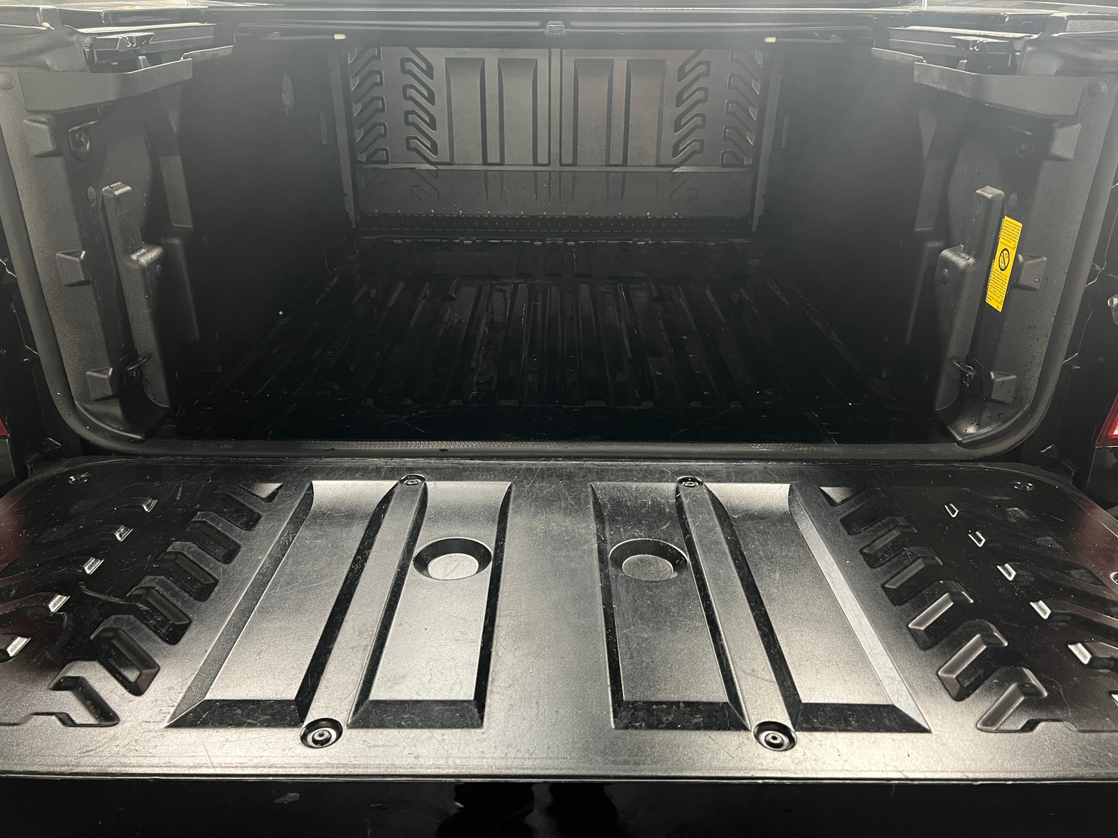 Thumbnail: 2010 Cadillac Escalade - 6