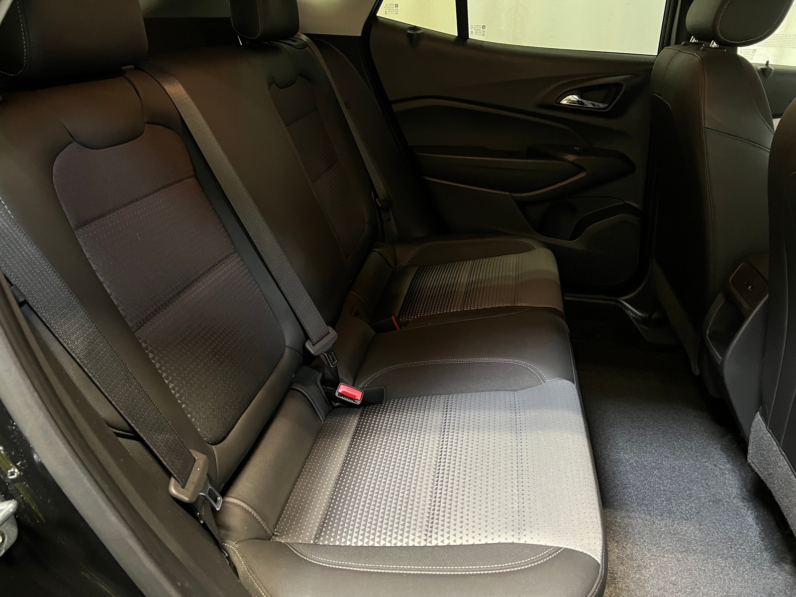 Thumbnail: 2025 Chevrolet Trax - 6