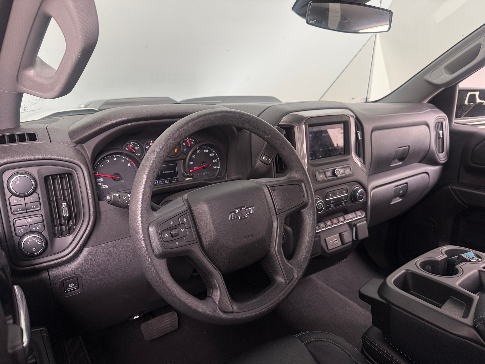 Thumbnail: 2025 Chevrolet Silverado 1500 - 3