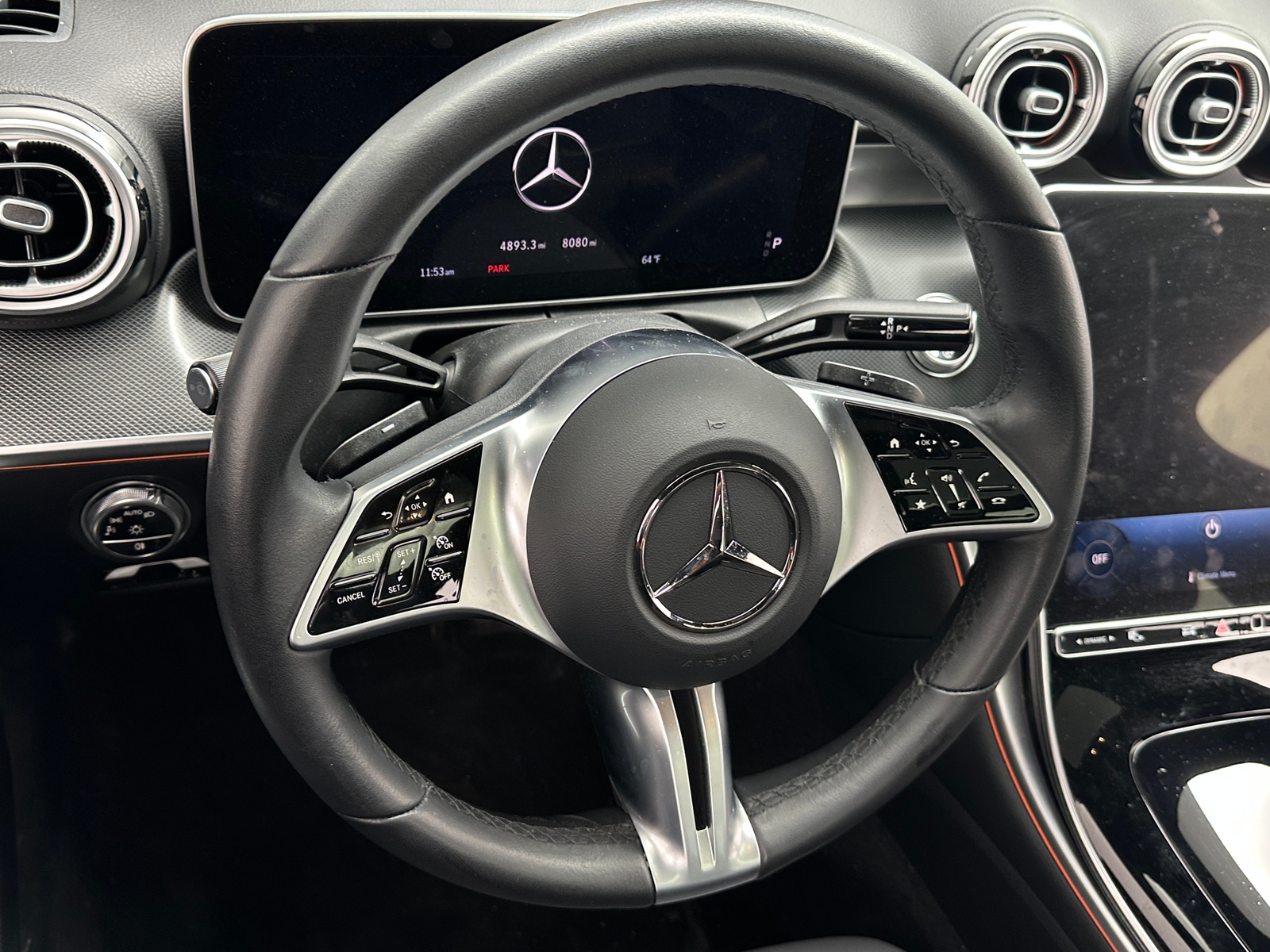 Thumbnail: 2025 Mercedes-Benz C-Class - 4